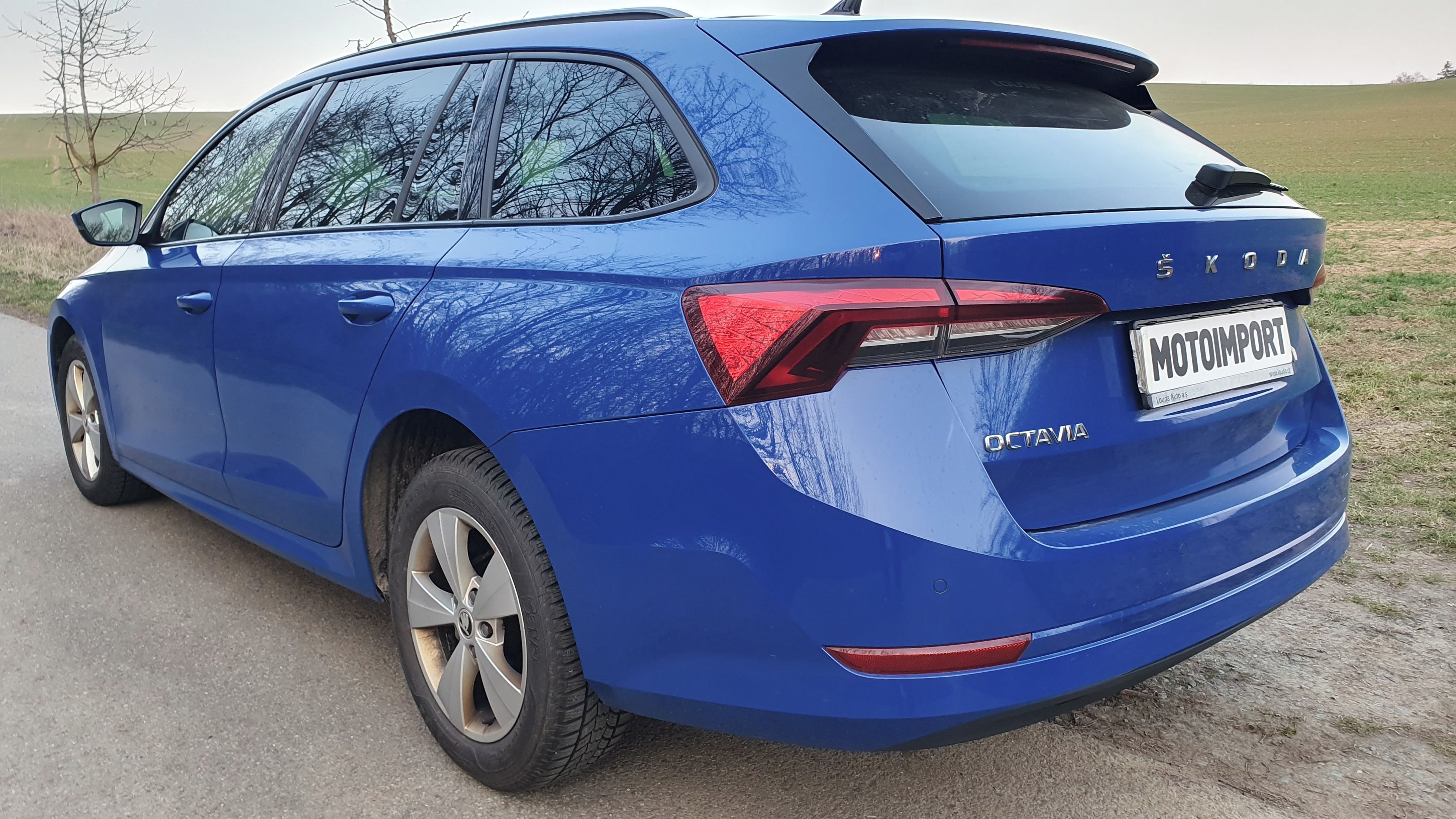 Škoda Octavia, 2.0 TDI Ambition PLUS nove CR - fotka 5