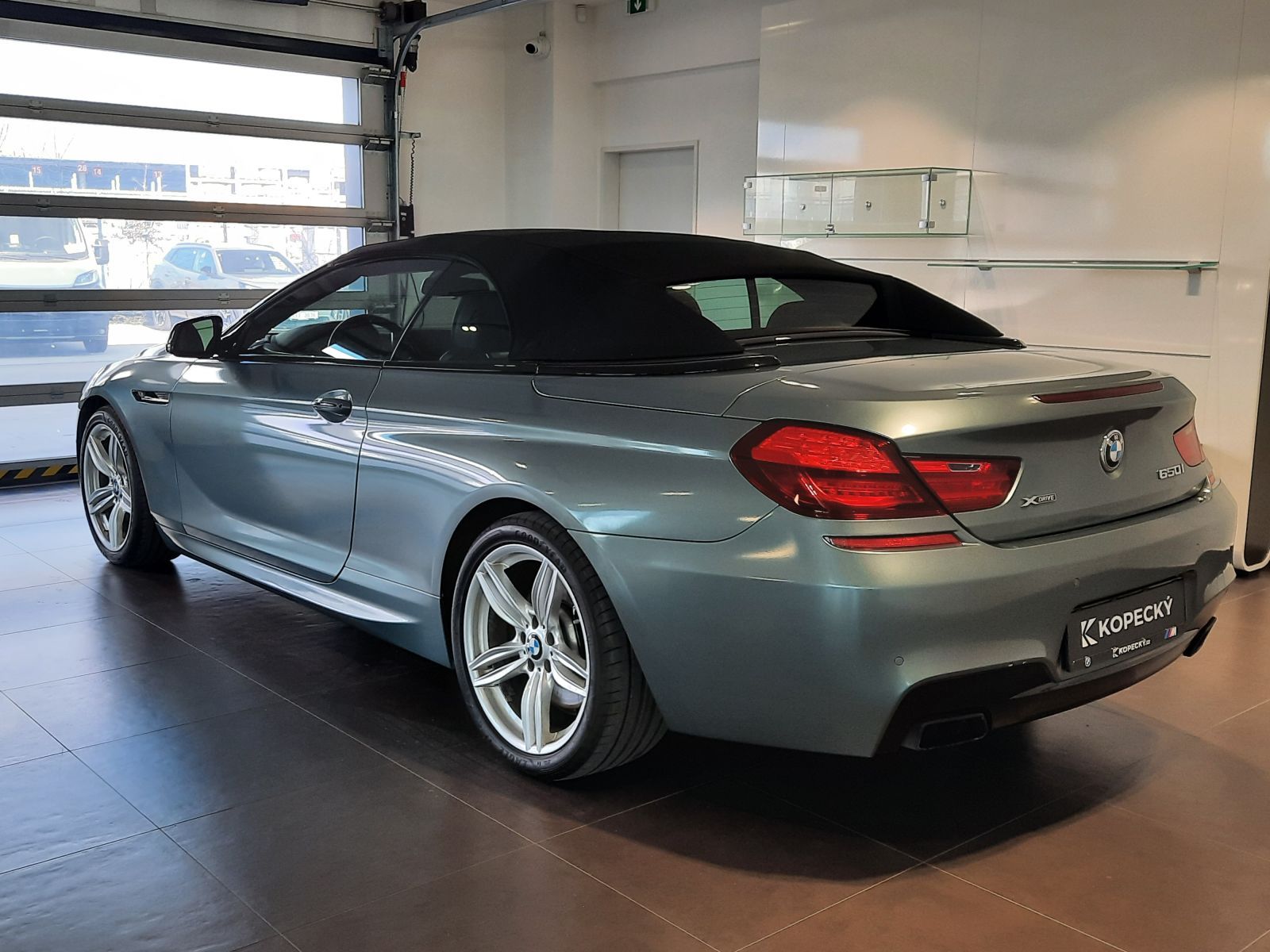 BMW Řada 6, 650i xDrive - fotka 4