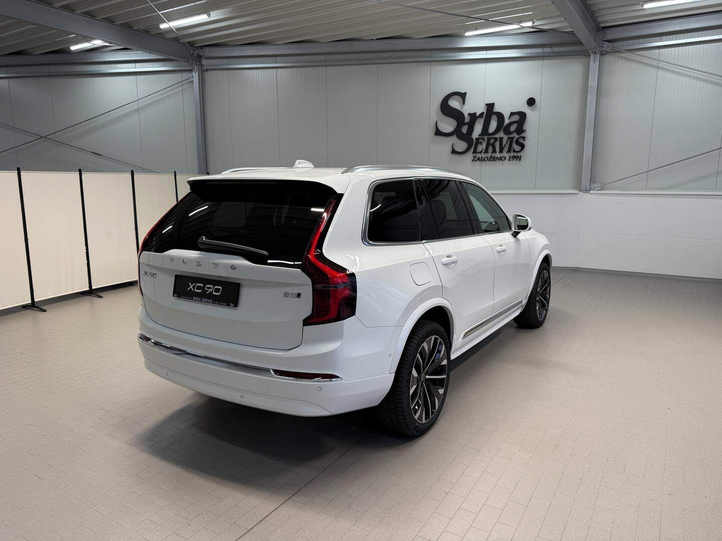 Volvo XC90, B5 2.0L 250+14 HP AT8 AWD PLUS - fotka 4