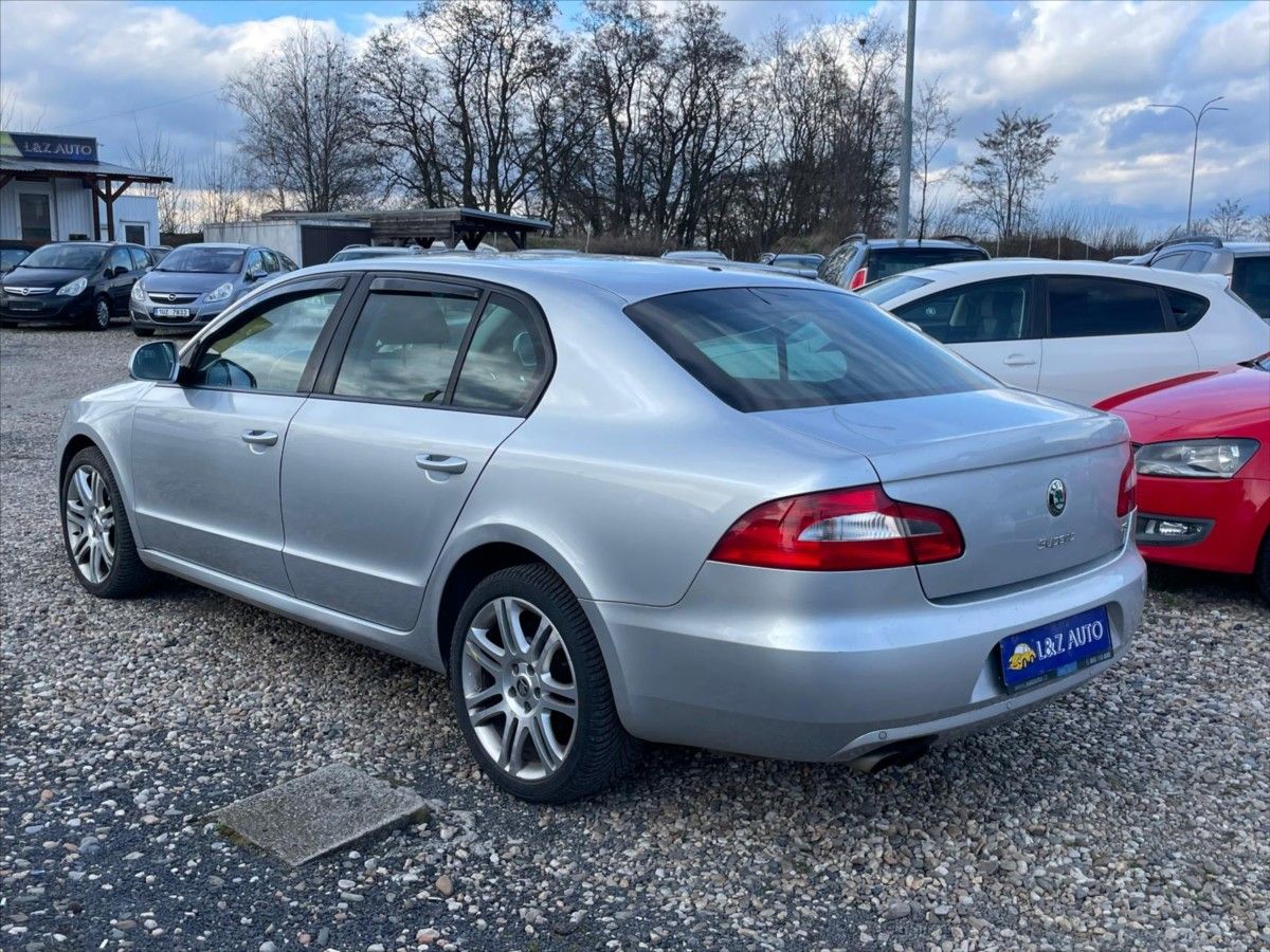 Škoda Superb, 1,8 TSI  DSG - fotka 4