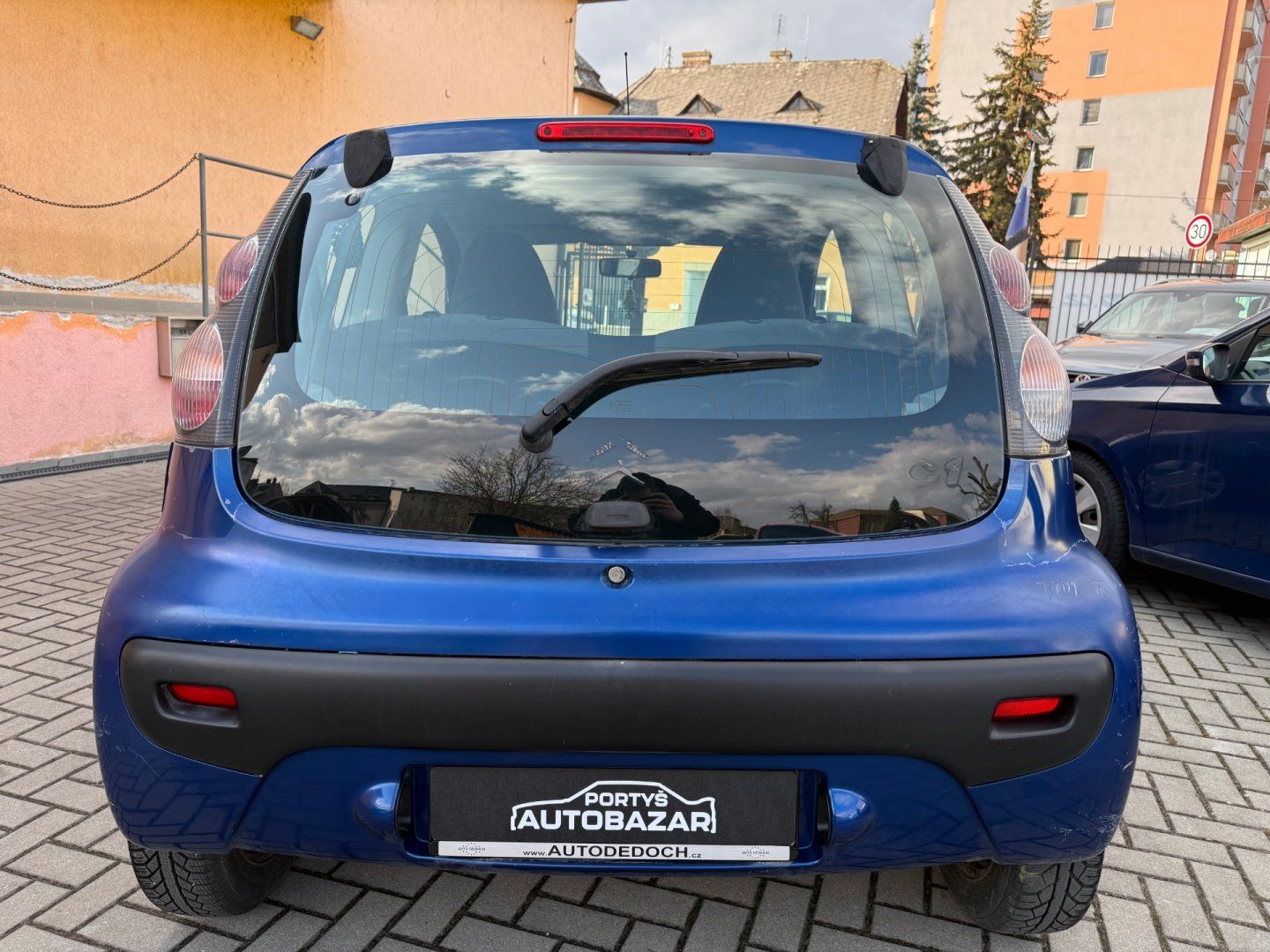 Citroën C1, 1.0 - Málo najeto ! - fotka 3