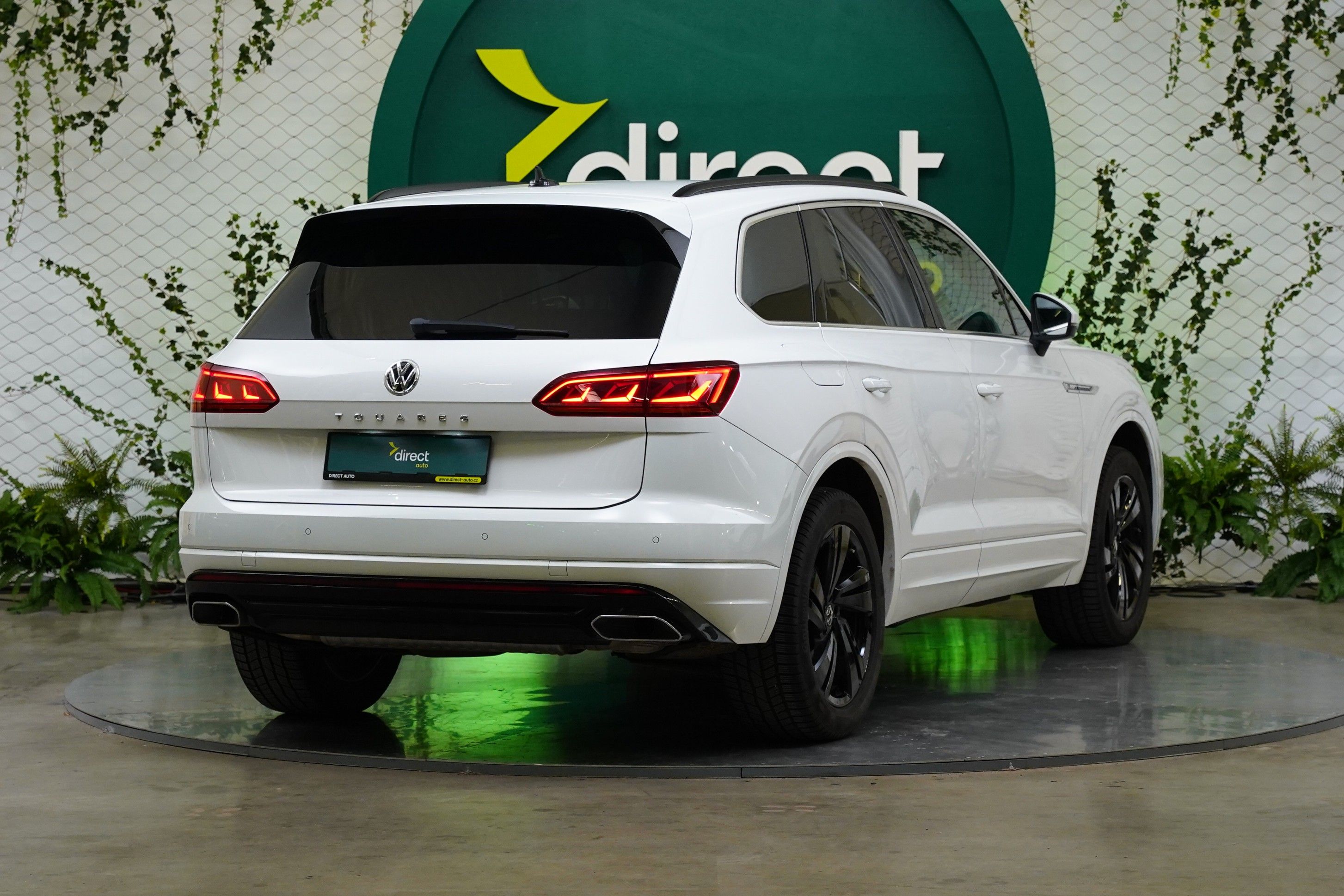 Volkswagen Touareg, 3.0 TDI 210 kW Elegance - fotka 2