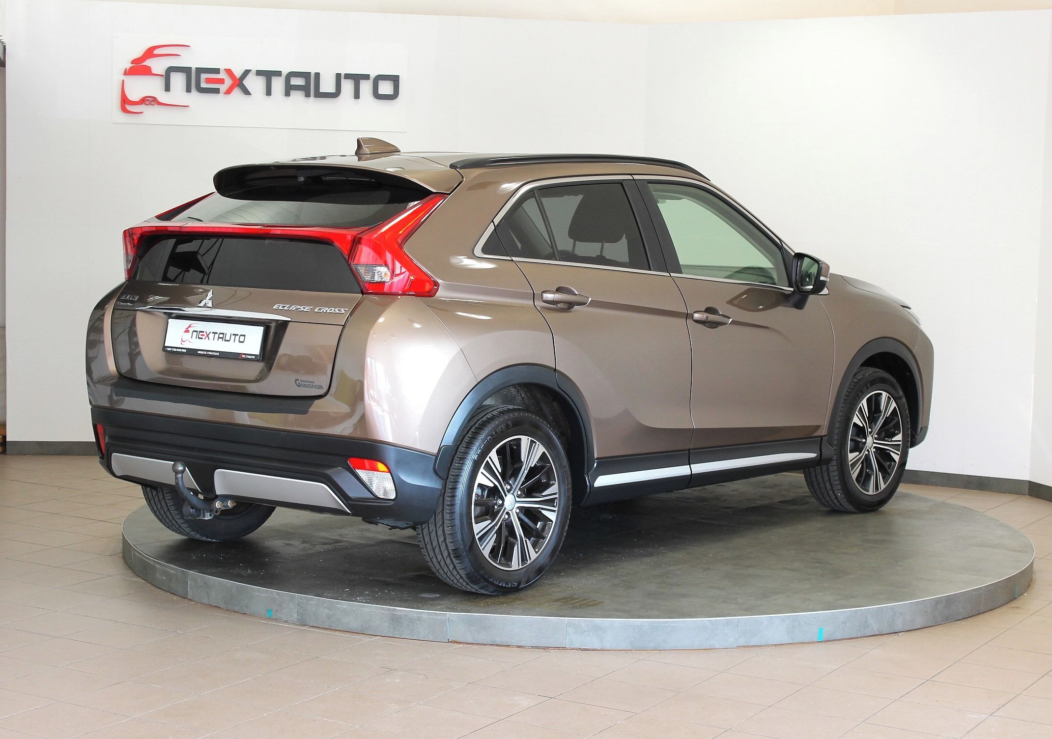 Mitsubishi Eclipse Cross, 1.5T-MiVEC 120kW  PLUS, TAŽNÉ - fotka 5