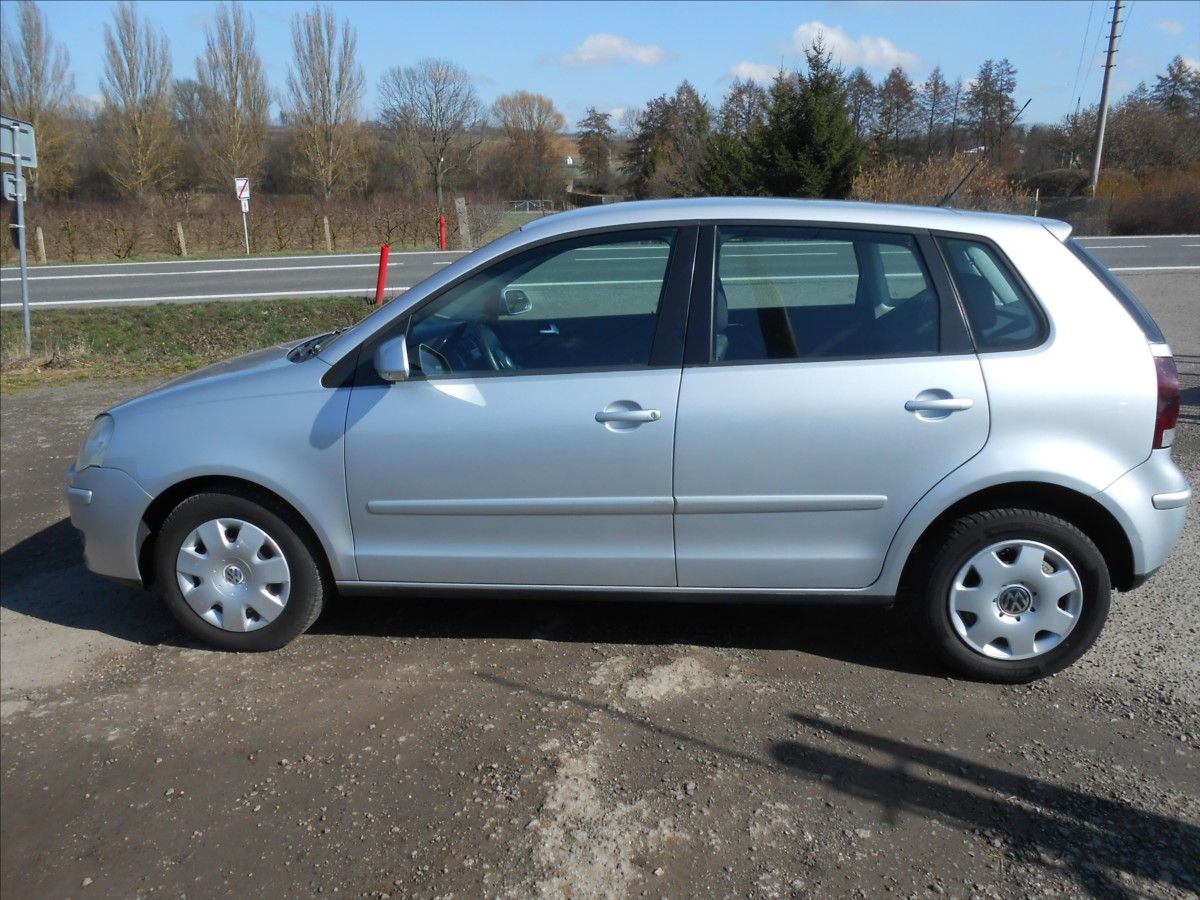 Volkswagen Polo, 1,2 47 kW KLIMA Serviska - fotka 5