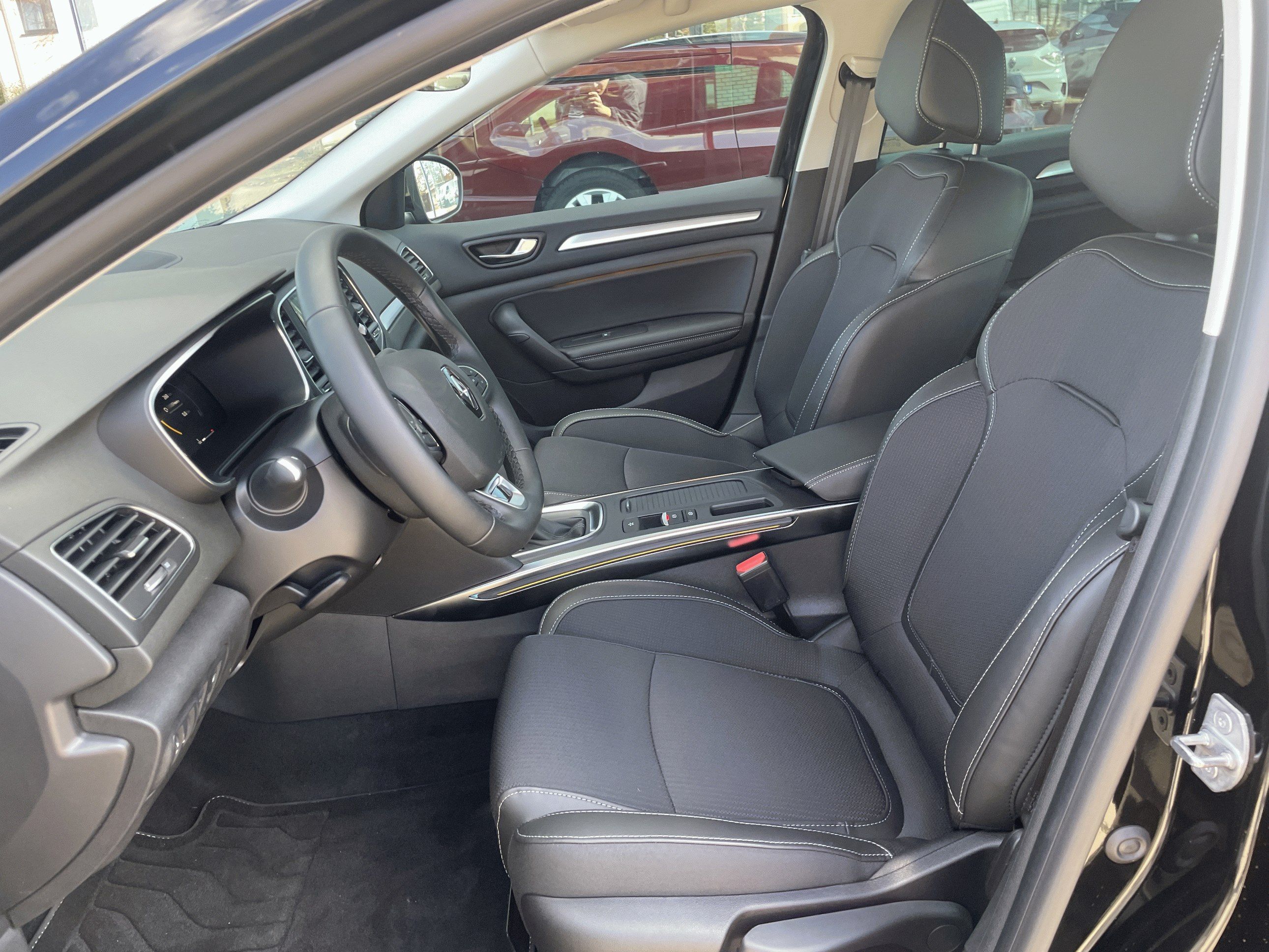 Renault Mégane, GrandCoupé Blue dCi 115 EDC - fotka 5