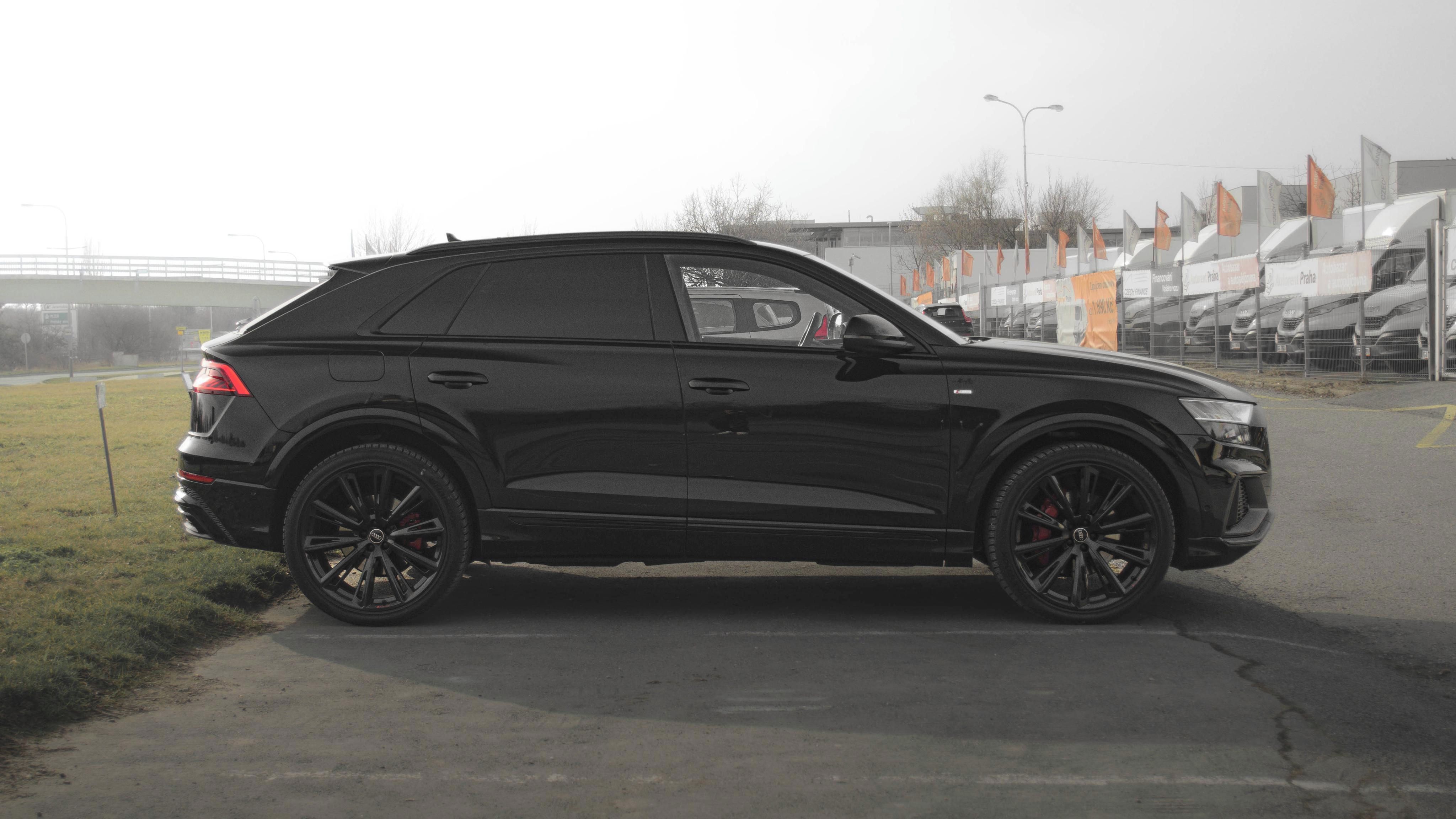Audi Q8, Quattro 3,0TDI/210kW ČR DPH TZ - fotka 4