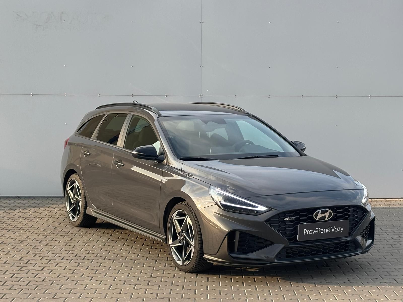 Hyundai i30, 1.5 T-GDI MHEV DCT N-Line - fotka 6