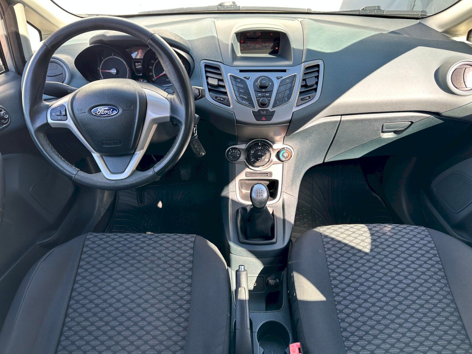 Ford Fiesta, FIESTA 1,4 TDCi 51 kW - fotka 5