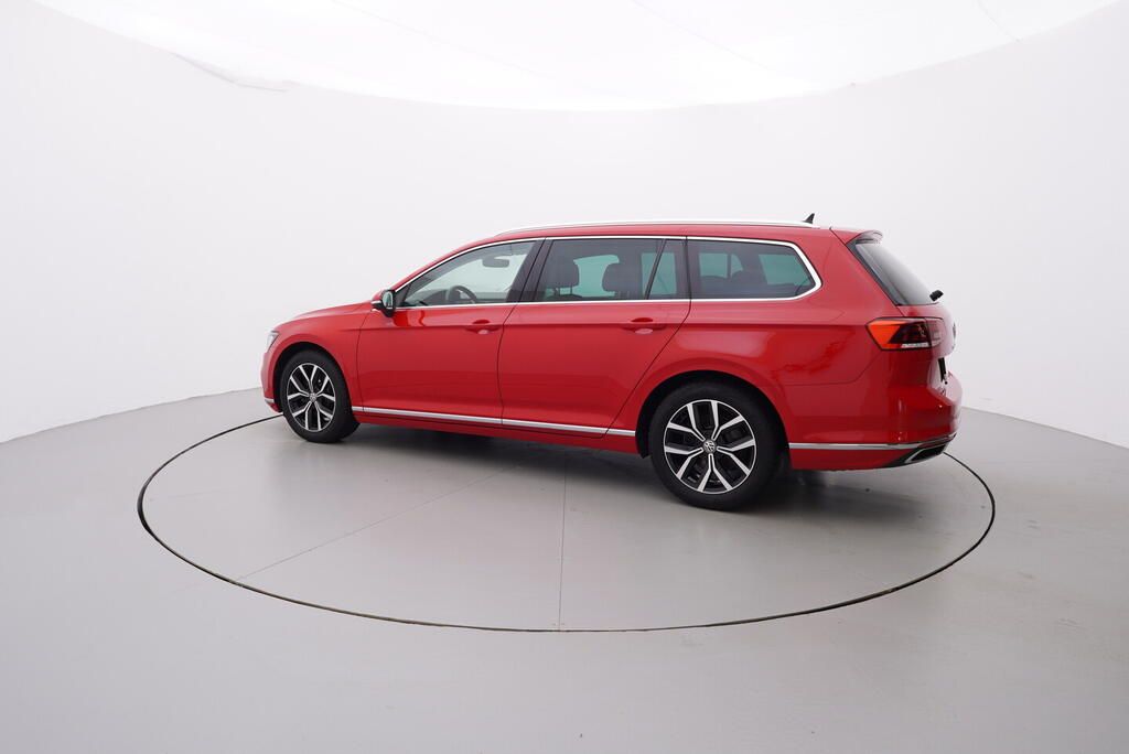 Volkswagen Passat Variant, Highline 2.0 TDI 140 kW - fotka 3