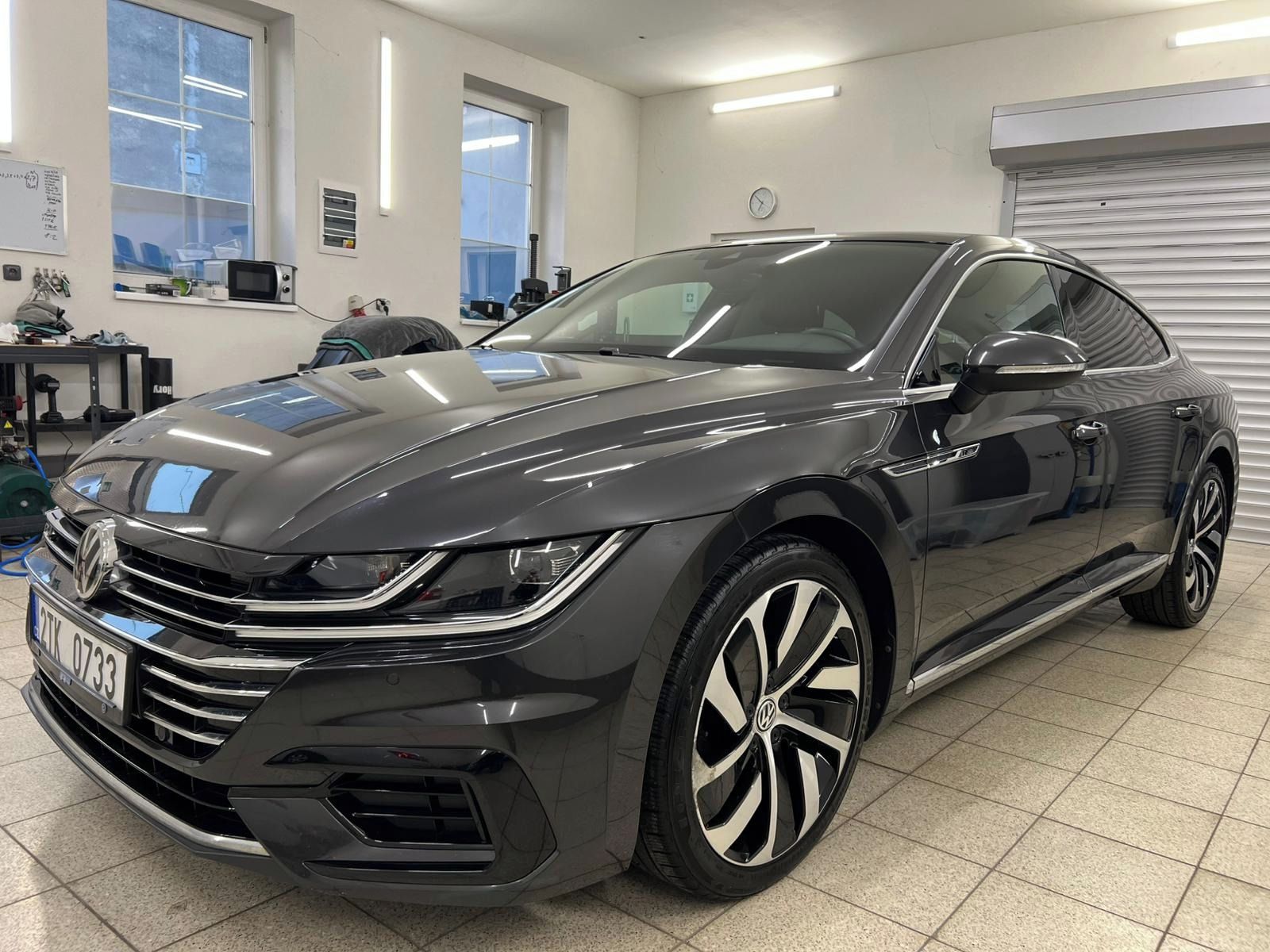 Volkswagen Arteon, 2.0 TSI 140 kW R-line - fotka 2