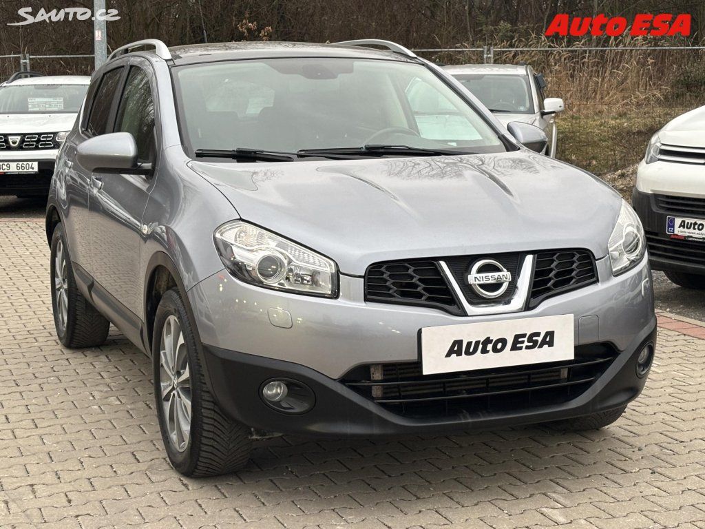 Nissan Qashqai, 2.0dCi,Tekna,TZ,panor