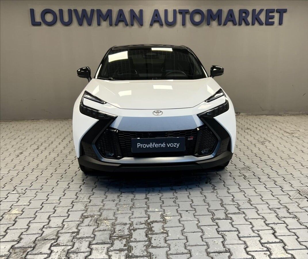 Toyota C-HR, 2,0 PHEV GR SPORT VIP - fotka 4
