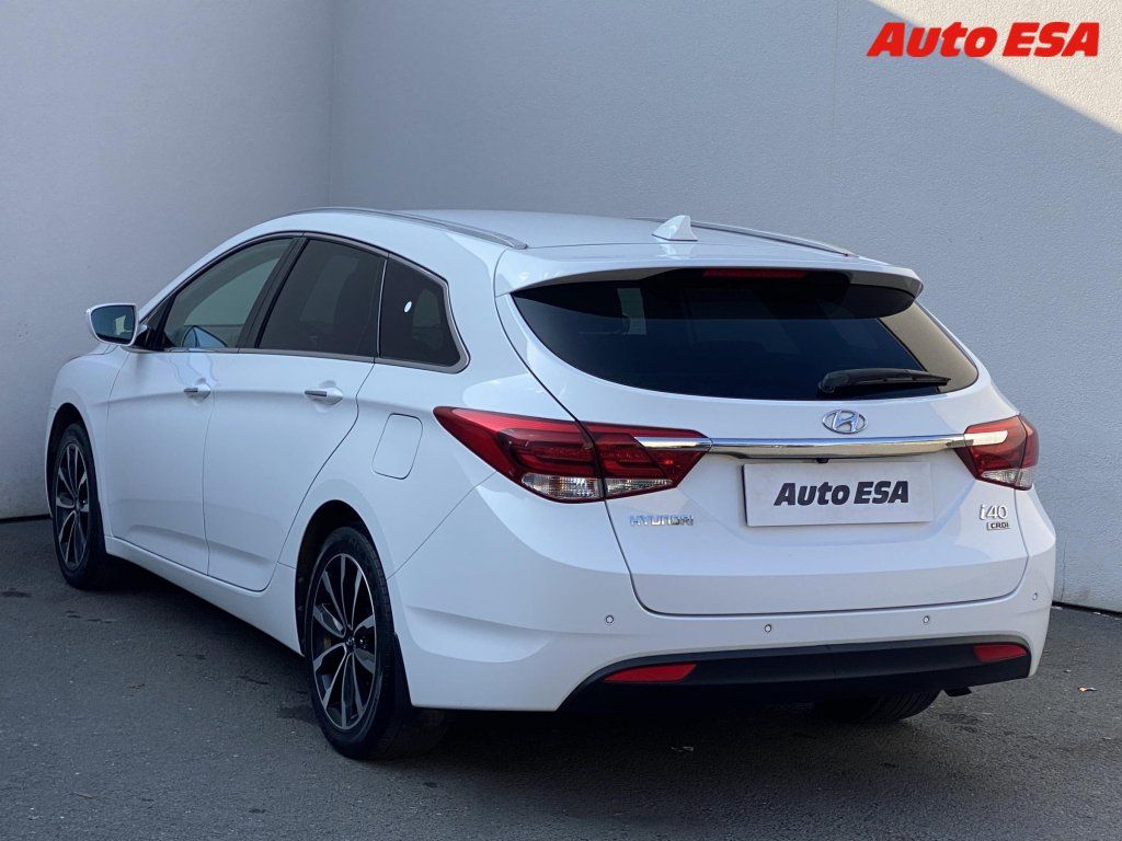 Hyundai i40, 1.7 CRDi,ČR,Navi,kamera - fotka 6