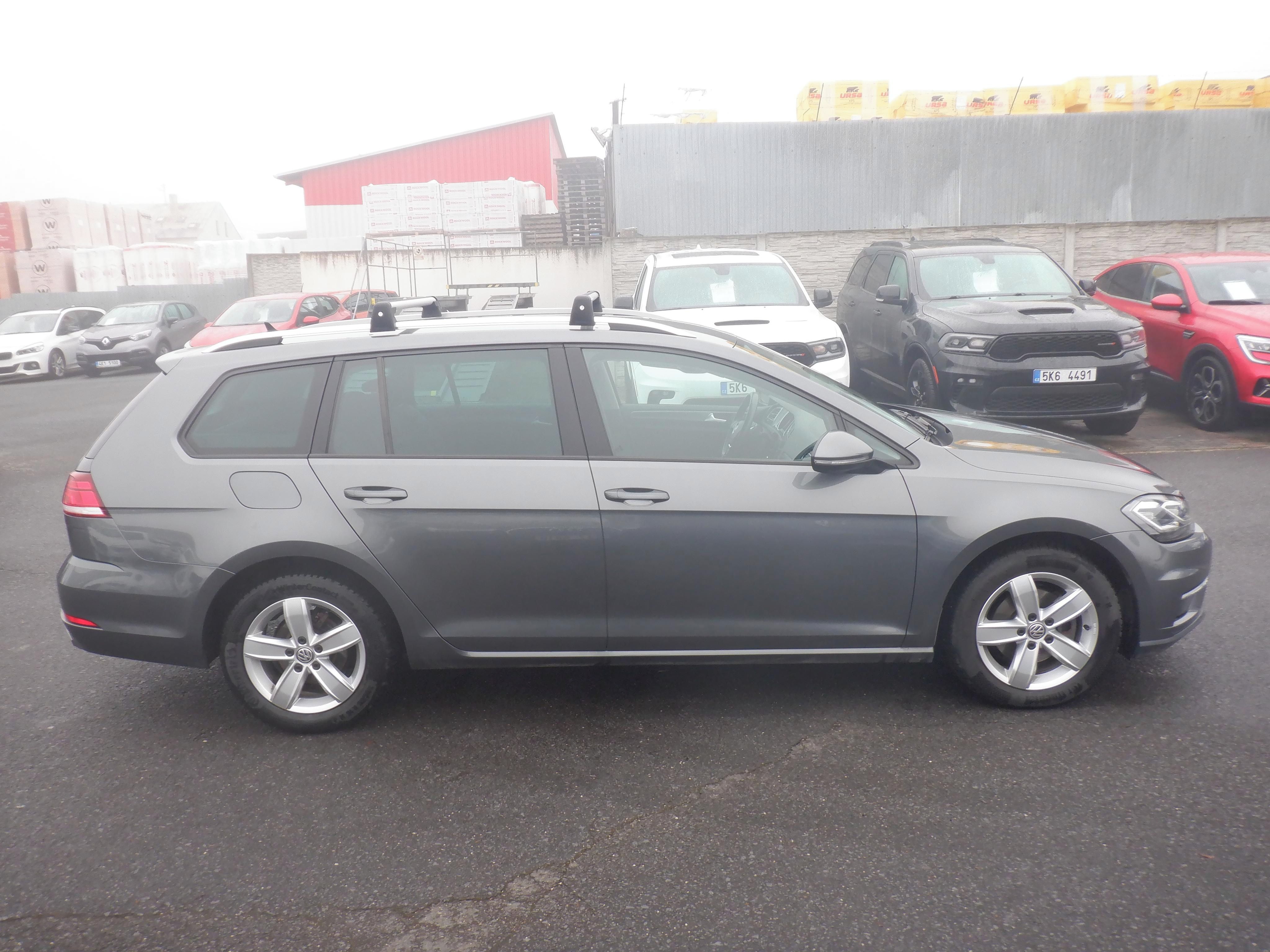 Volkswagen Golf, 1.6 TDI Variant,1.maj.,ČR,DPH - fotka 4