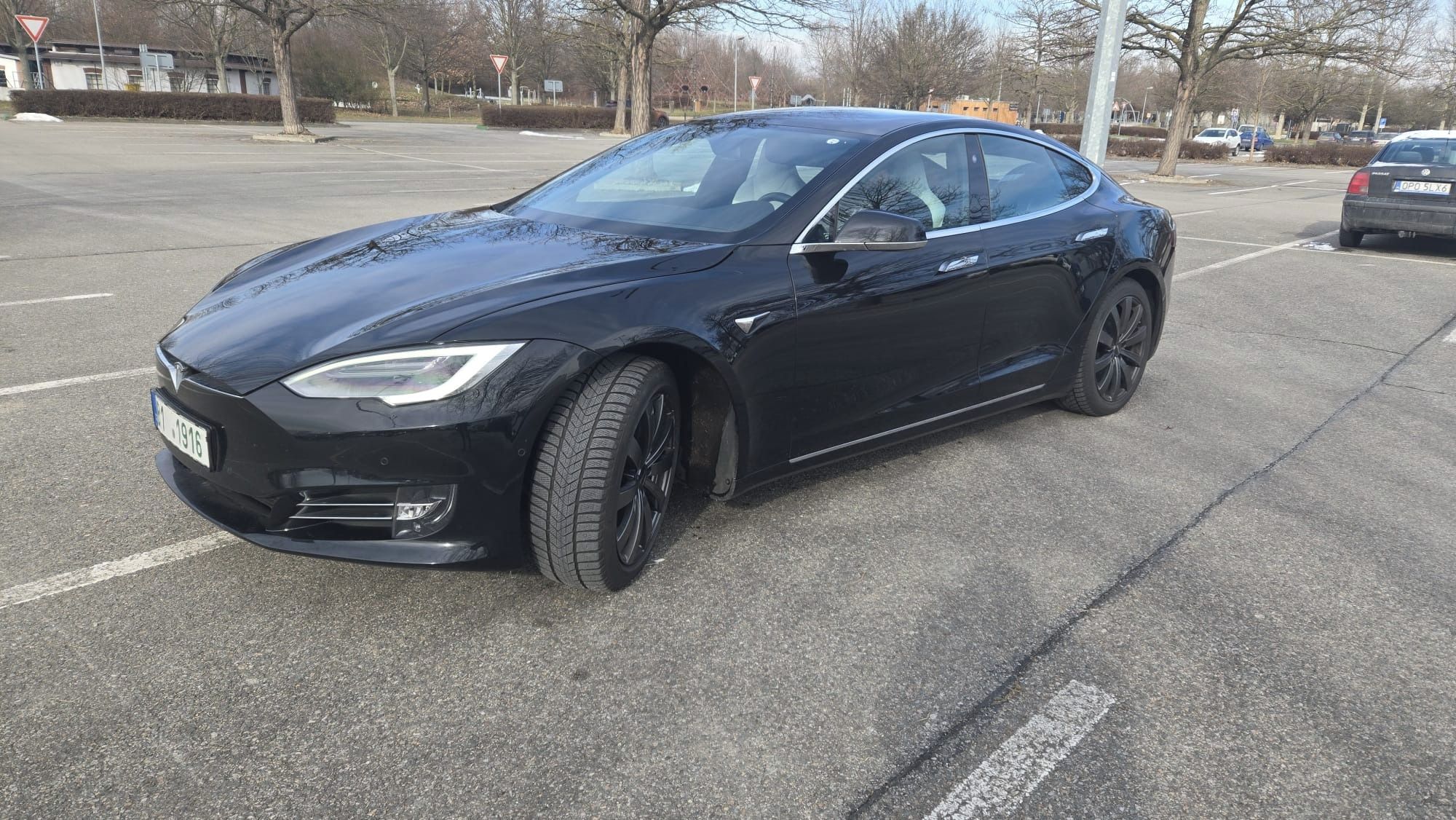 Tesla Model S, LR, FSD, bílý interiér, záruka