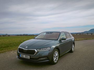 2.0 TDI Combi Style DSG NAVI