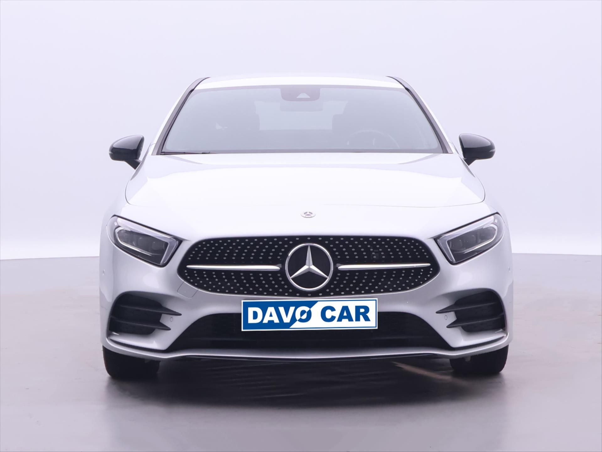 Mercedes-Benz Třídy A, 1,3 A 250 e DCT 118kW CZ - fotka 2