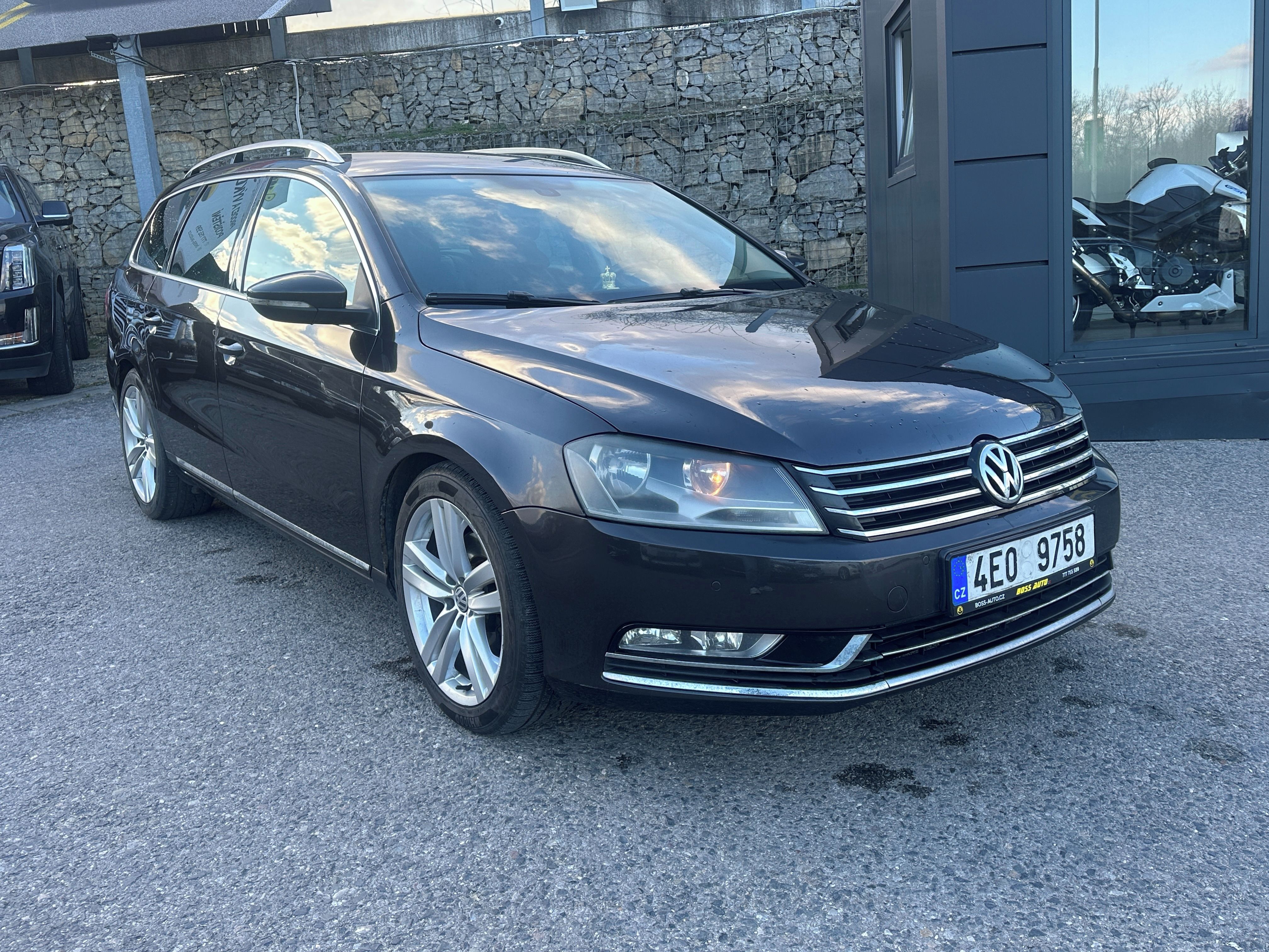Volkswagen Passat Variant, Volkswagen Passat 2011