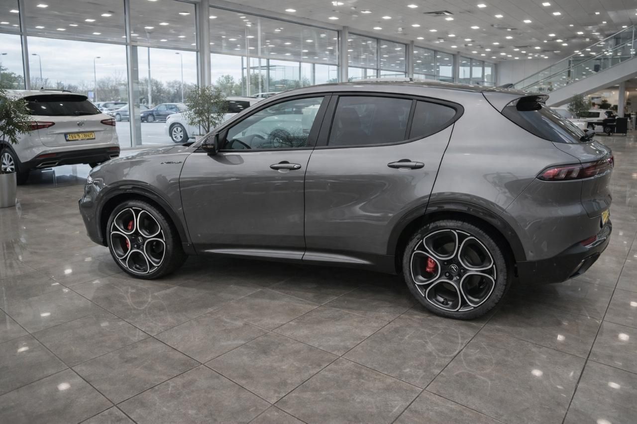 Alfa Romeo Tonale, 1,5Turbo E-Hybrid,Speciale, AT - fotka 2