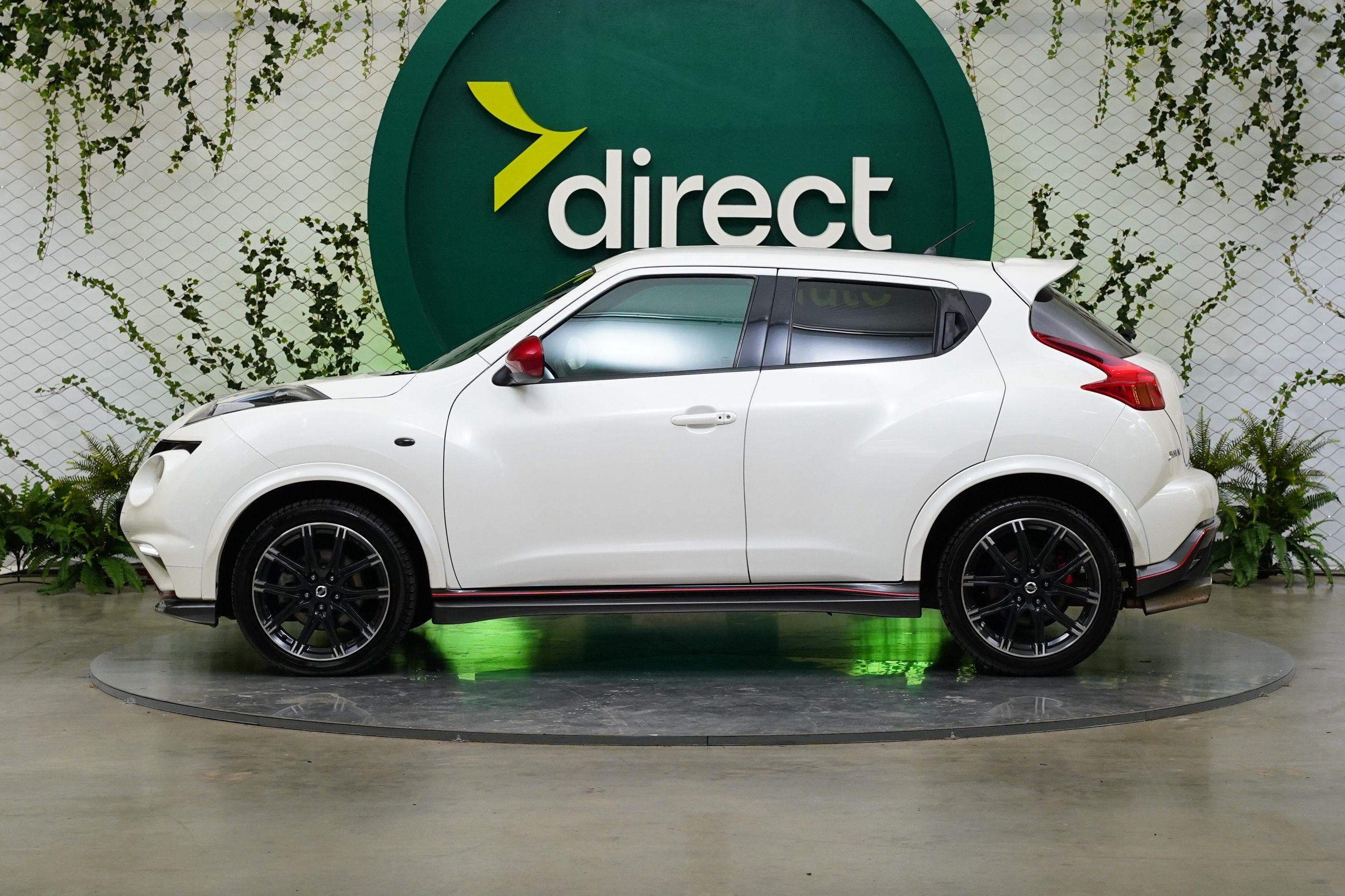 Nissan Juke, 1.6 DIG-T 147 kW Nismo - fotka 3
