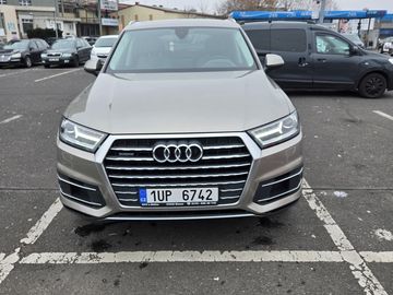 Audi Q7 3.0TDI*HEAD-UP*PANORAM