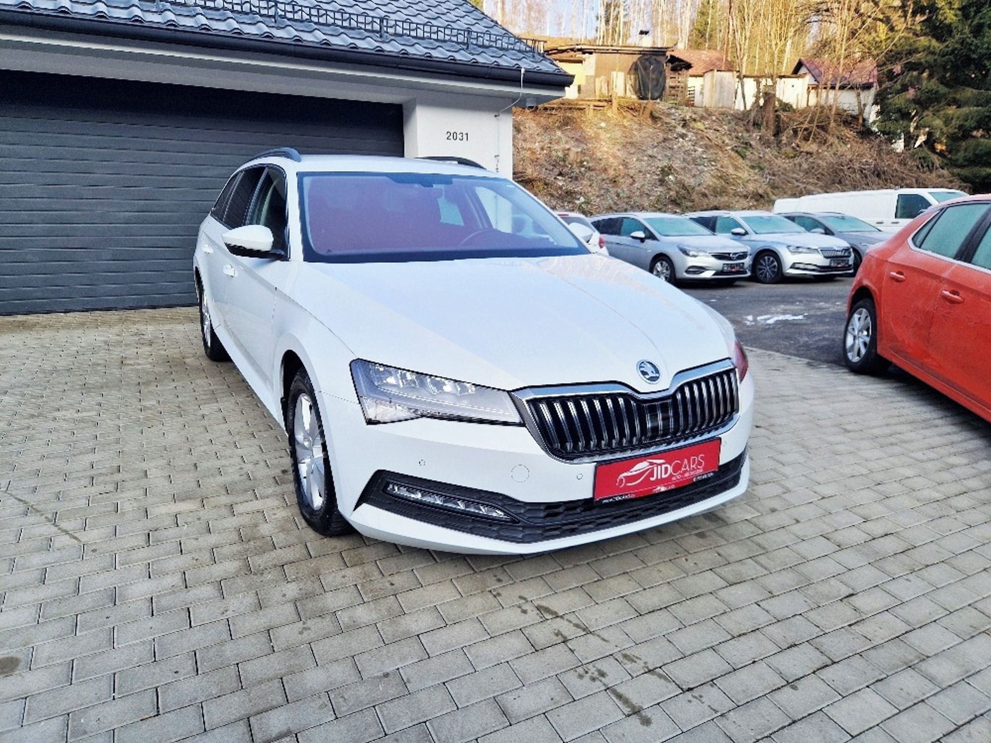 Škoda Superb, 2.0 TDi Clever (110 kW), LED
