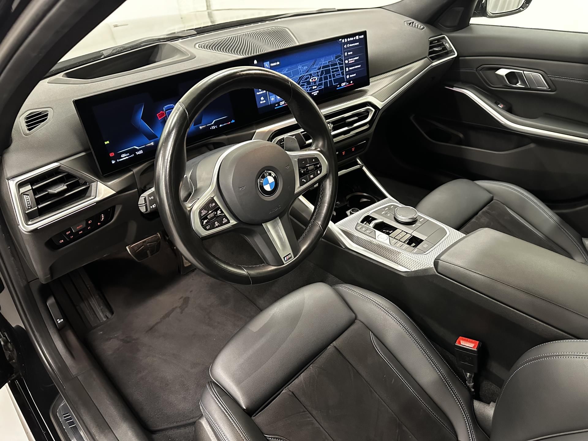 BMW Řada 3, 320d xDrive sedan - fotka 5