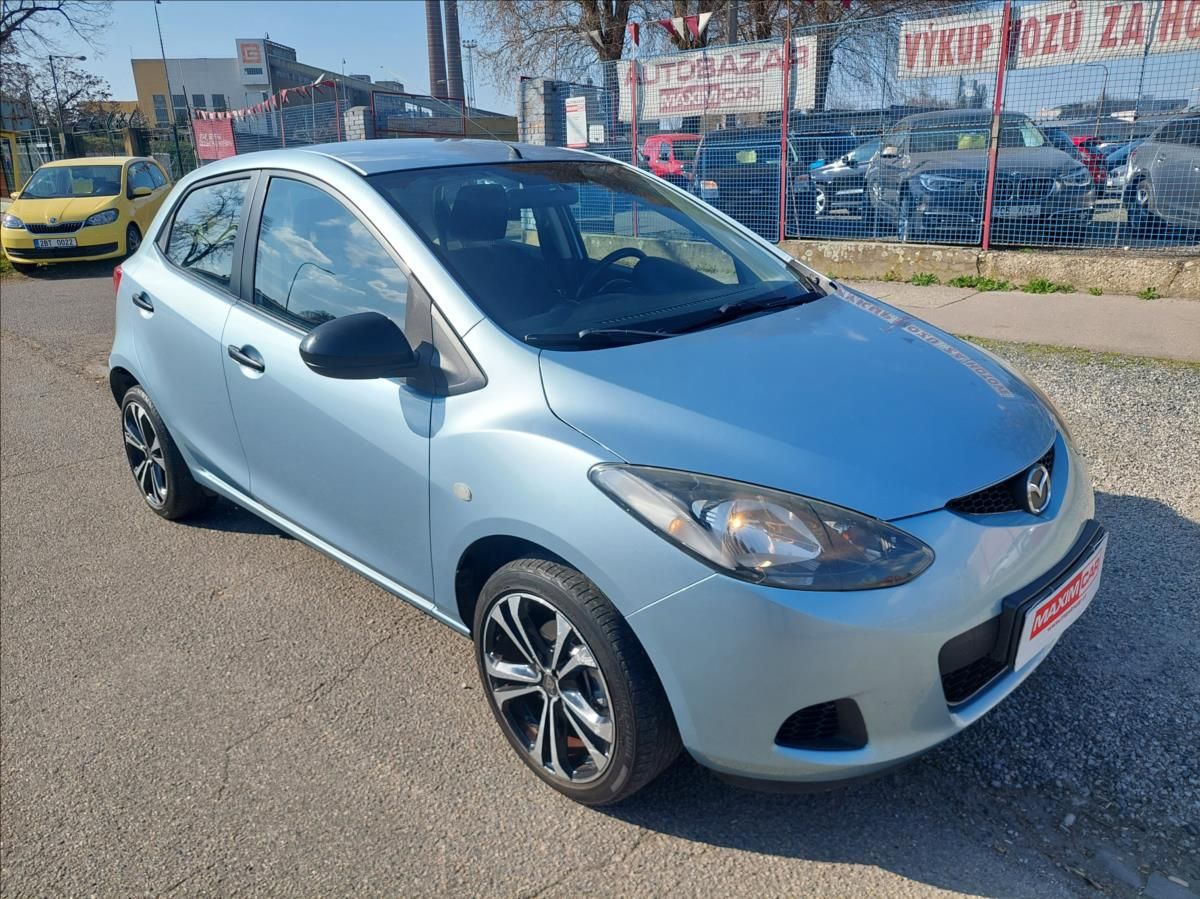 Mazda 2, 1,3 16V - fotka 3