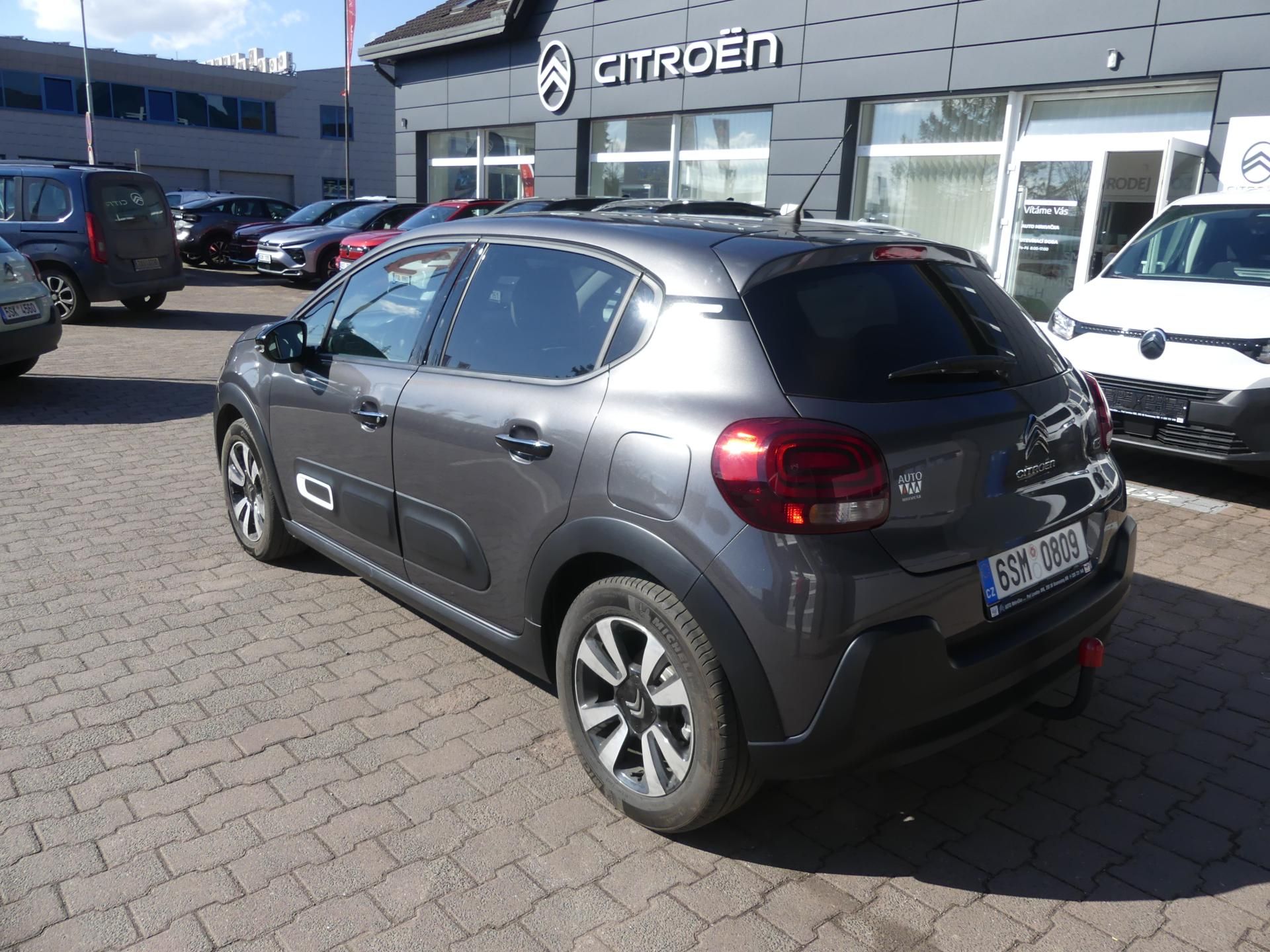 Citroën C3, 1,2 PureTech 110 MAN6 SHINE+ - fotka 6