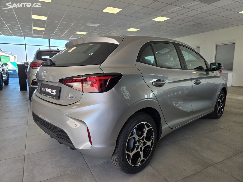 MG MG3, 1,5 ELEGANCE - fotka 4
