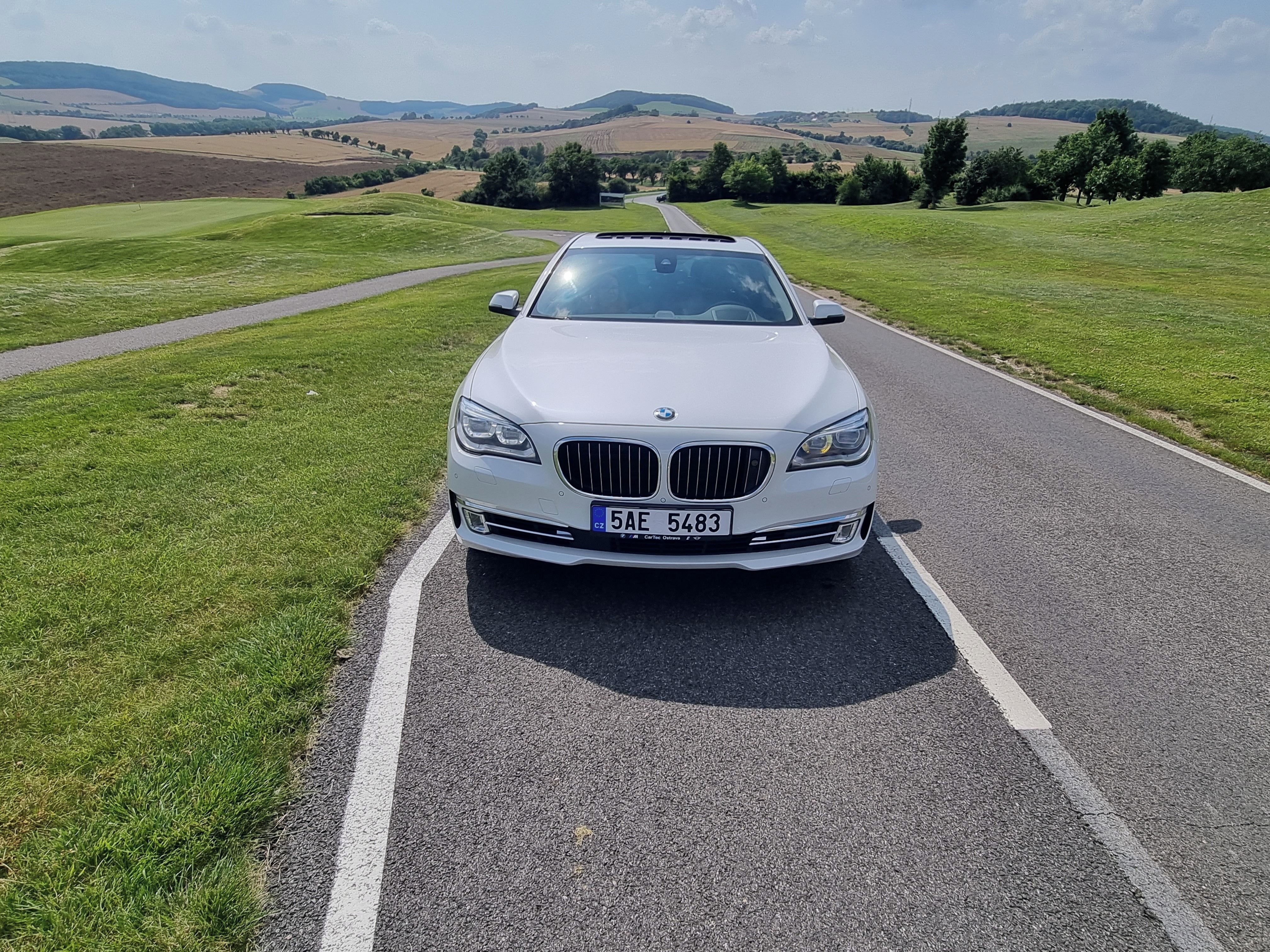 BMW Řada 7, BMW 740d - fotka 4