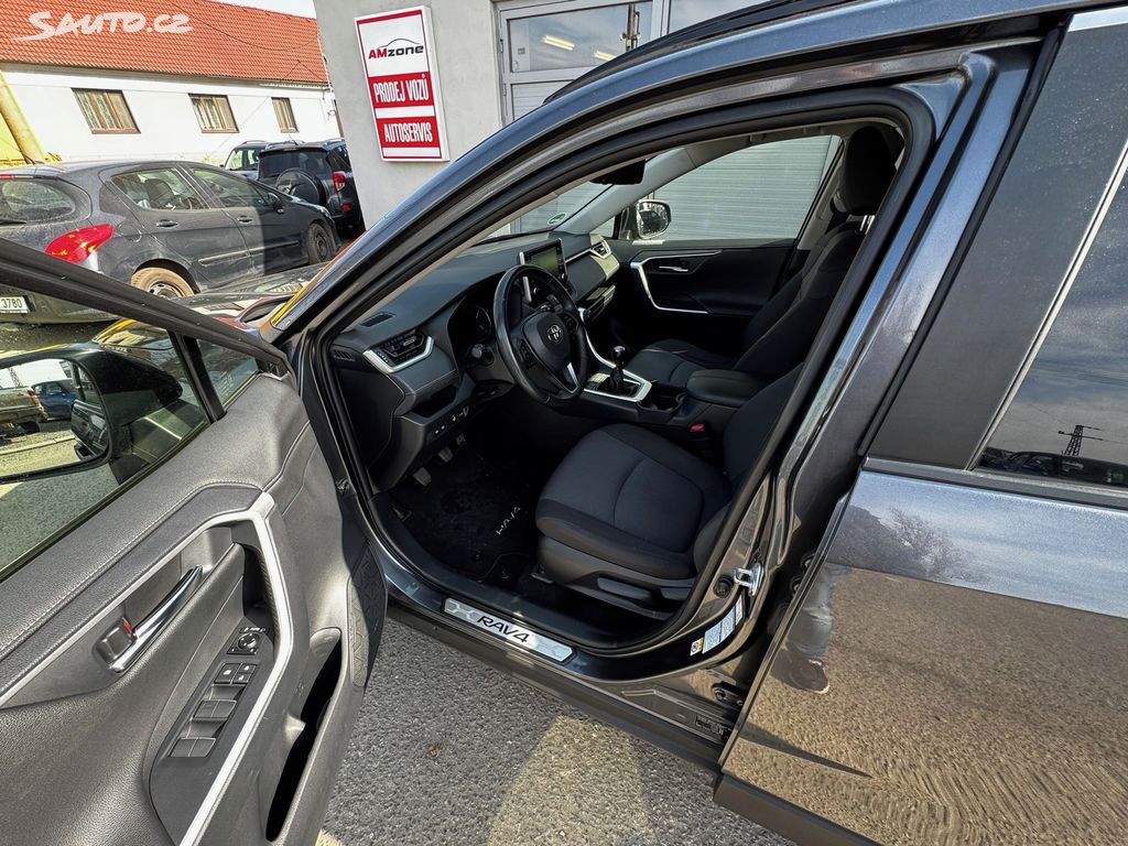 Toyota Rav4, fotka 17