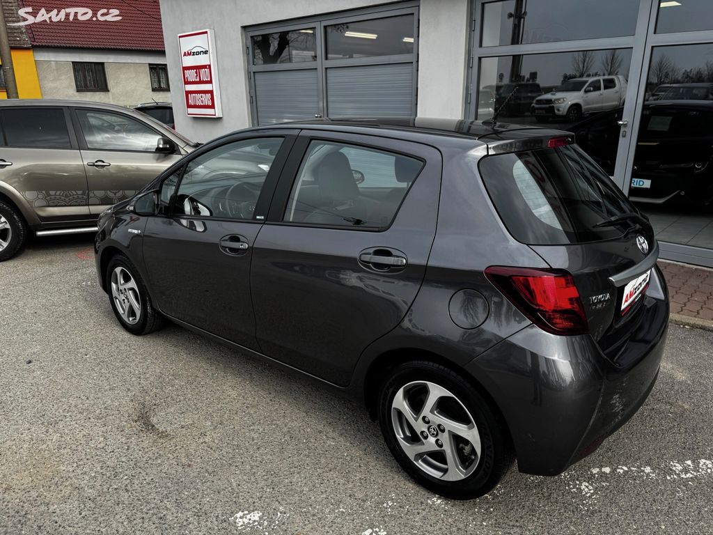 Toyota Yaris, fotka 5