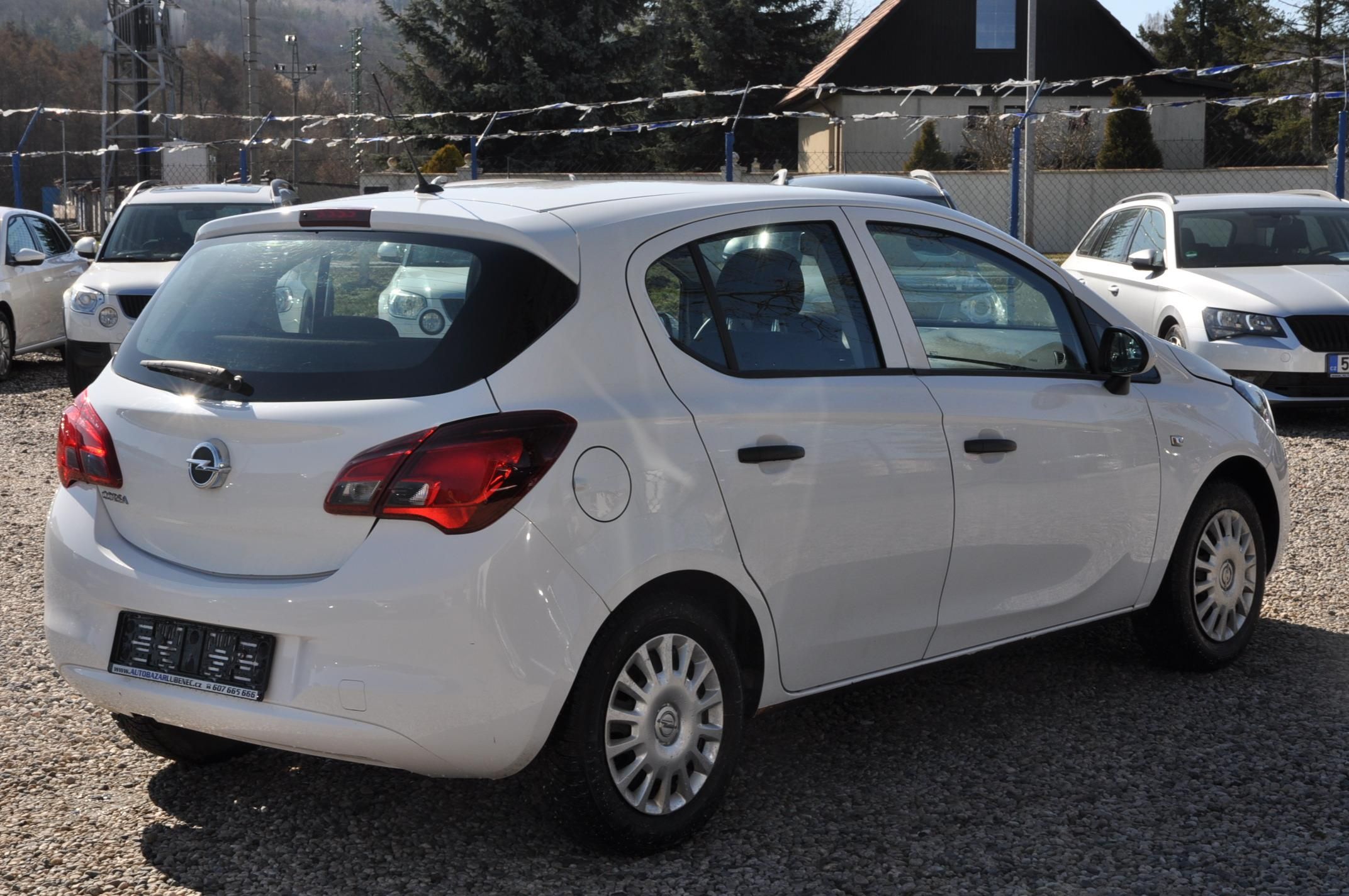 Opel Corsa, 1.2i 51kW - fotka 3