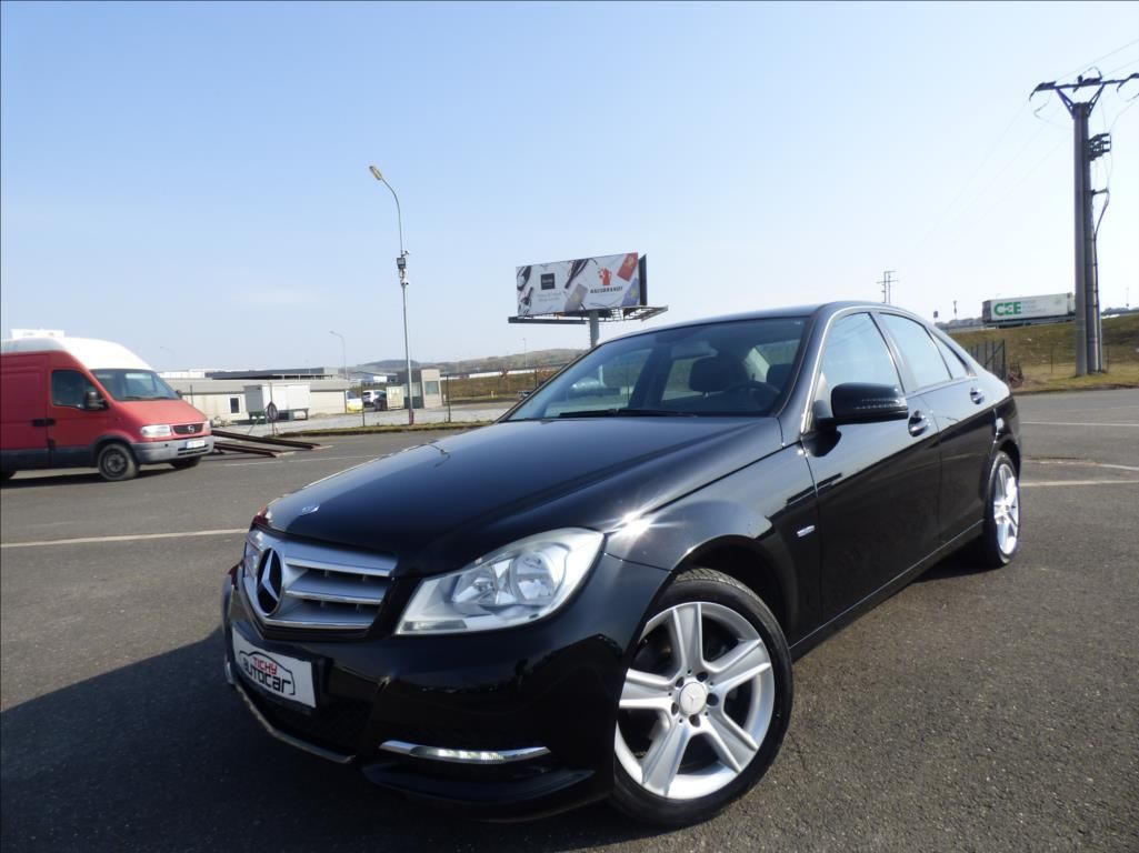 Mercedes-Benz Třídy C, 2,2 CDI BlueEfficiency  180 CD