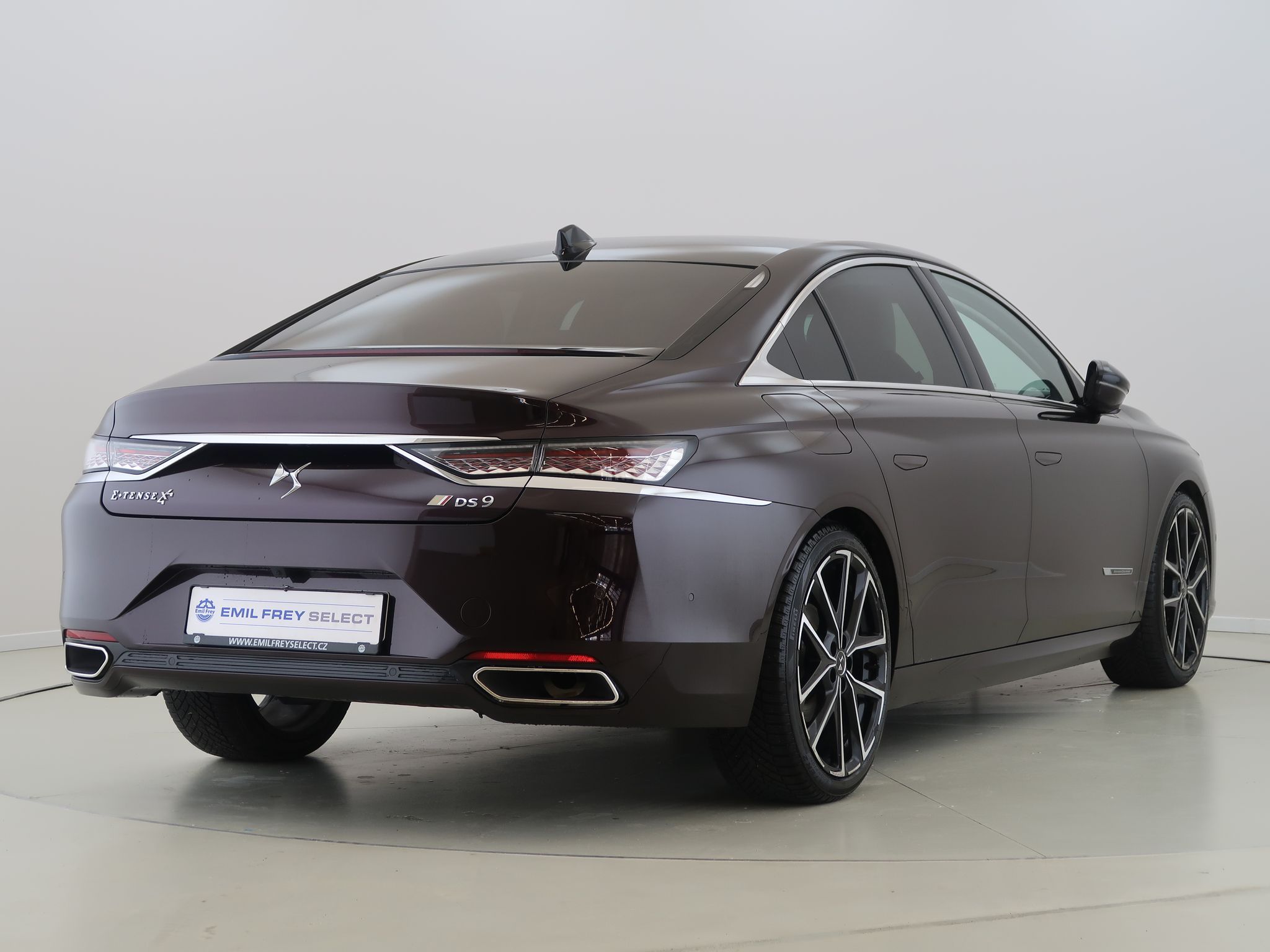 DS 9, E-TENSE,CZ,1Maj,OPERA,AT8,4x4 - fotka 6