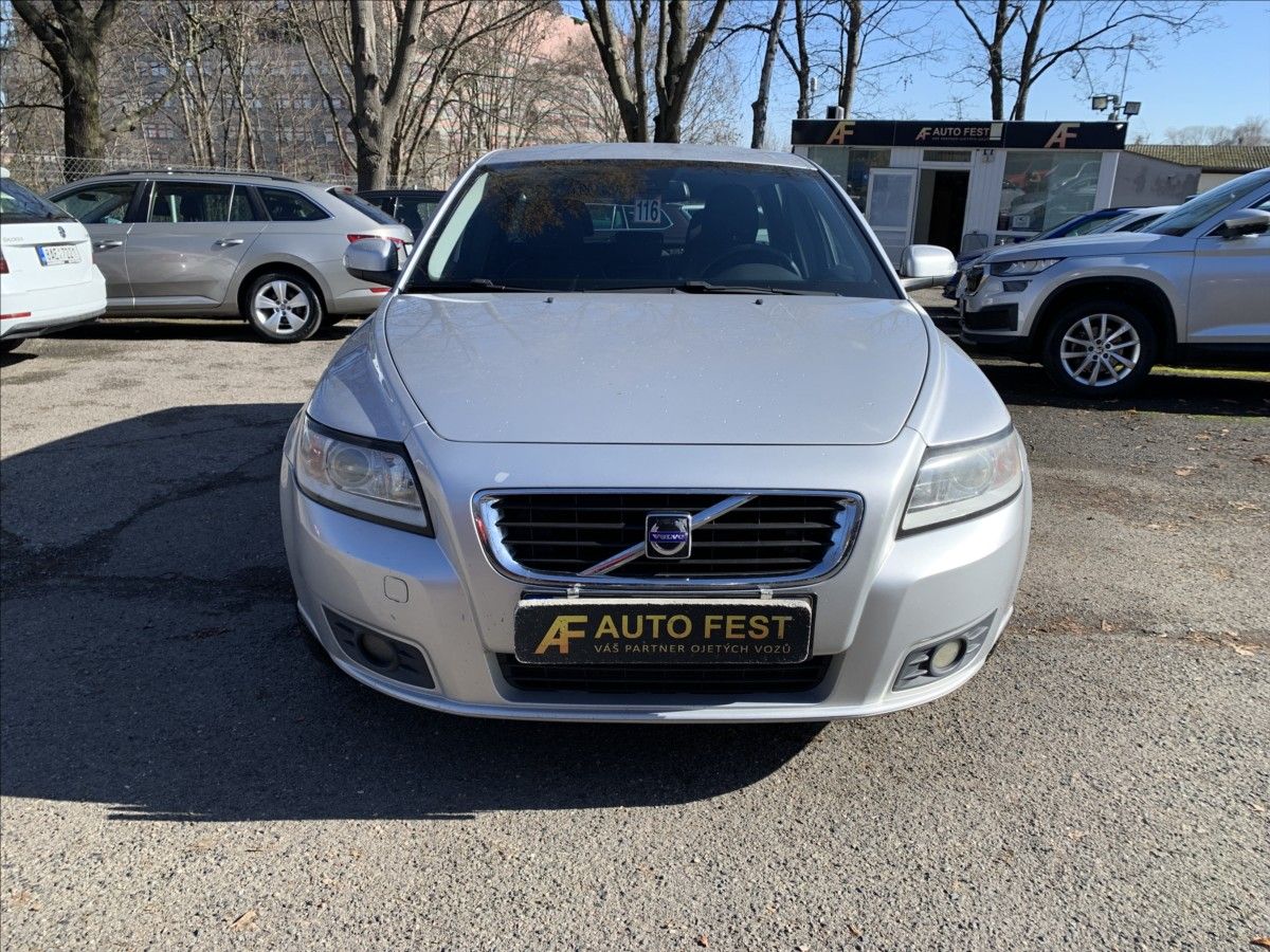 Volvo V50, 2,0 D - fotka 2