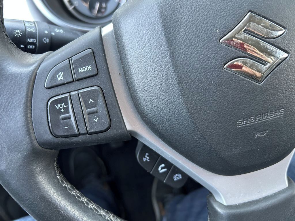 Suzuki Vitara, 1.4 BoosterJet Premium 1. Maj - fotka 6