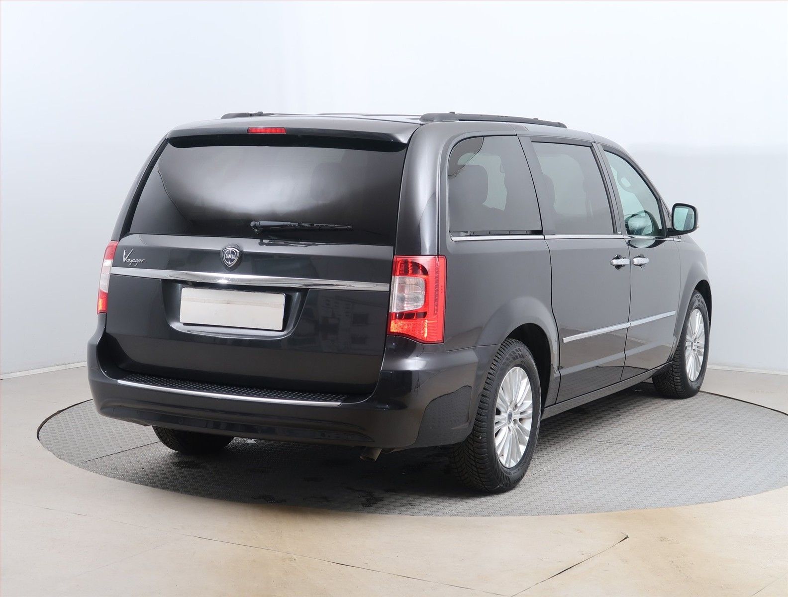 Lancia Voyager, 2.8 CRD, NOVÁ CENA, Automat - fotka 5