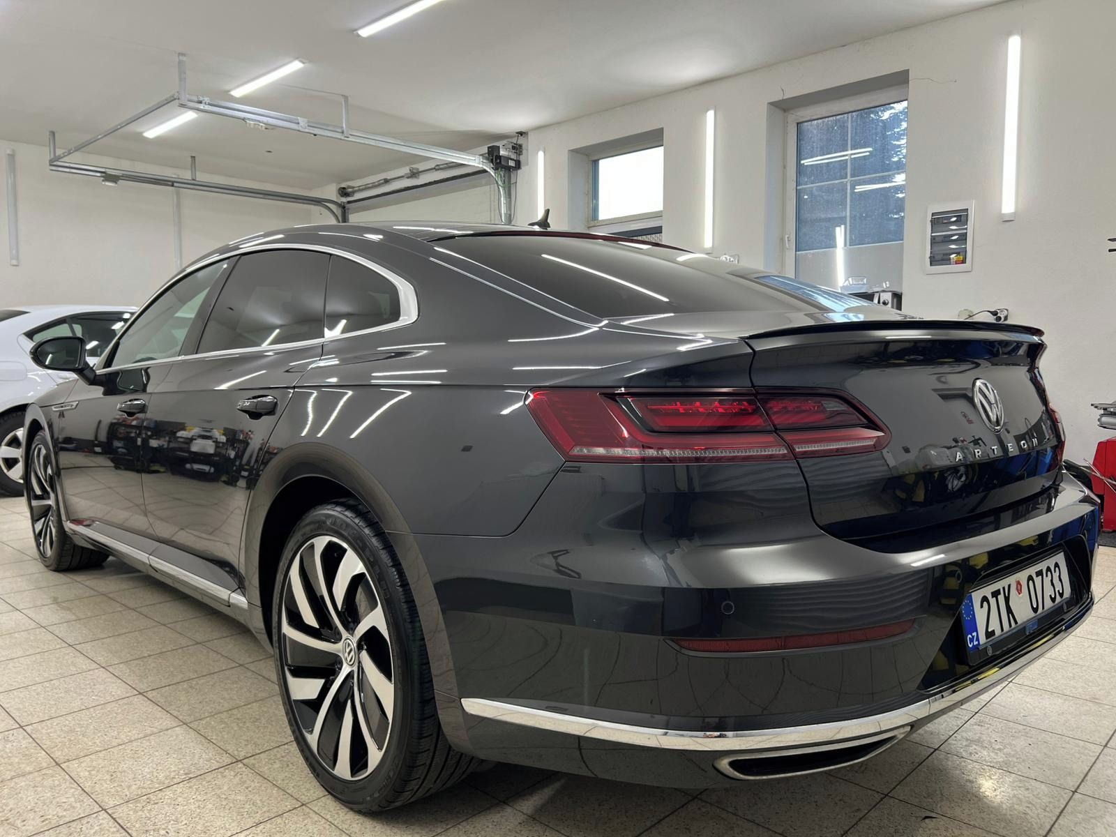 Volkswagen Arteon, 2.0 TSI 140 kW R-line - fotka 4