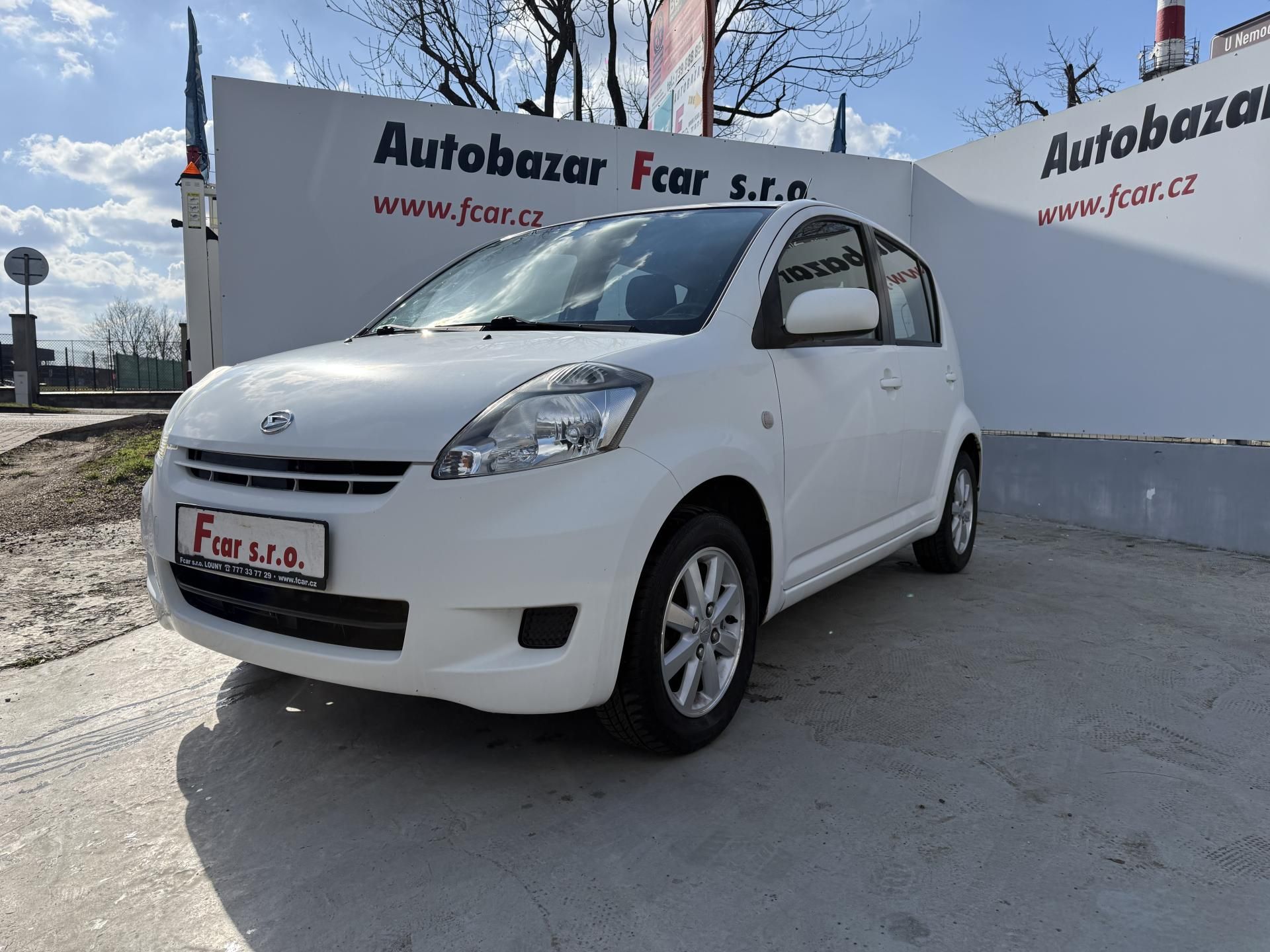 Daihatsu Sirion, 1.0i 51kW COC nová TK - fotka 3