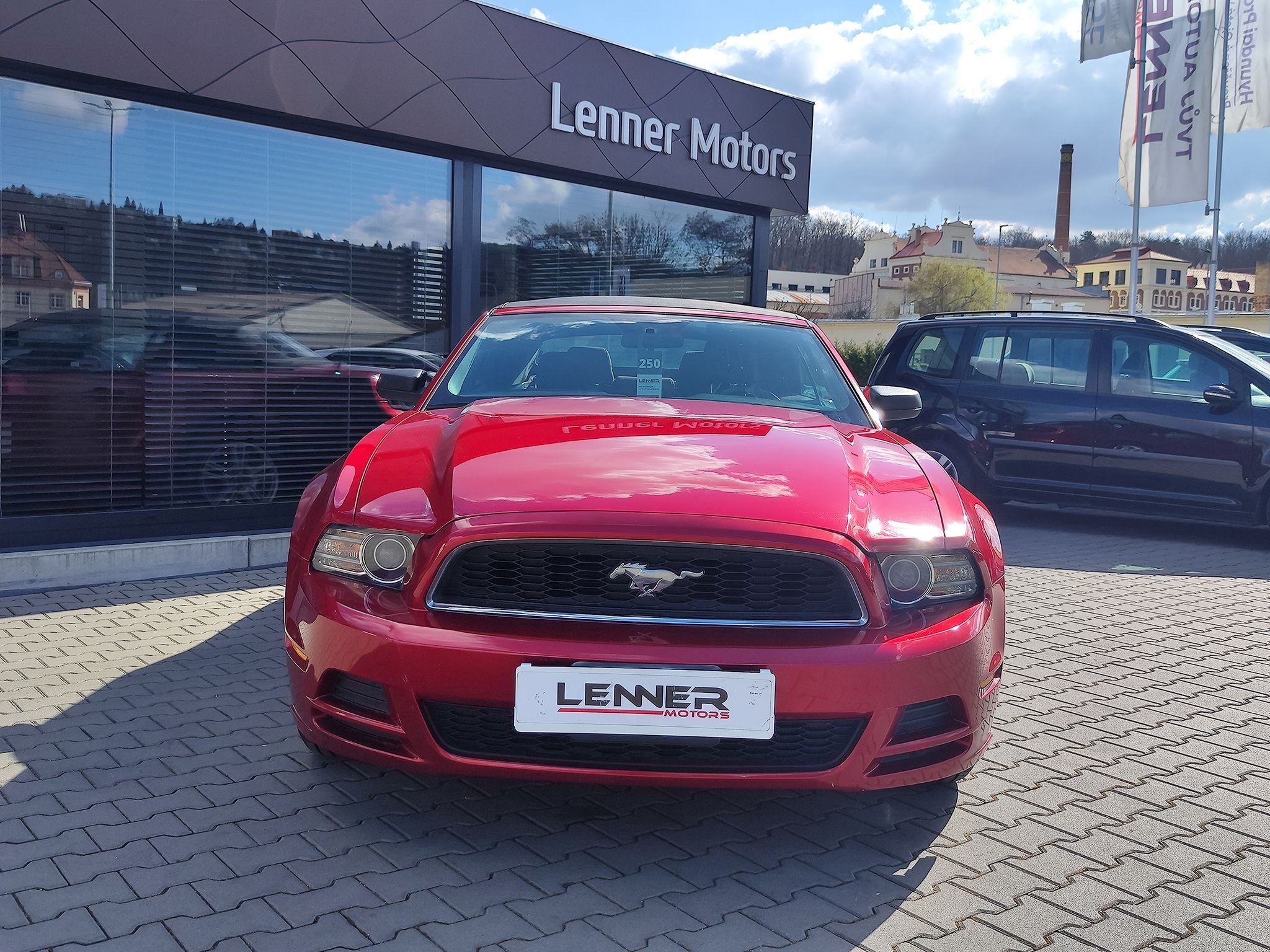 Ford Mustang, 3.7 V6/227kW Cabrio 6AT - fotka 3