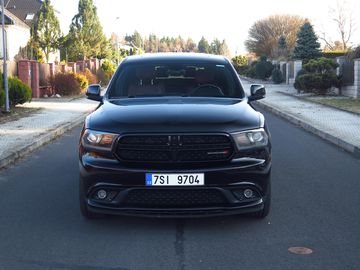 5.7 HEMI V8 4X4 - DPH