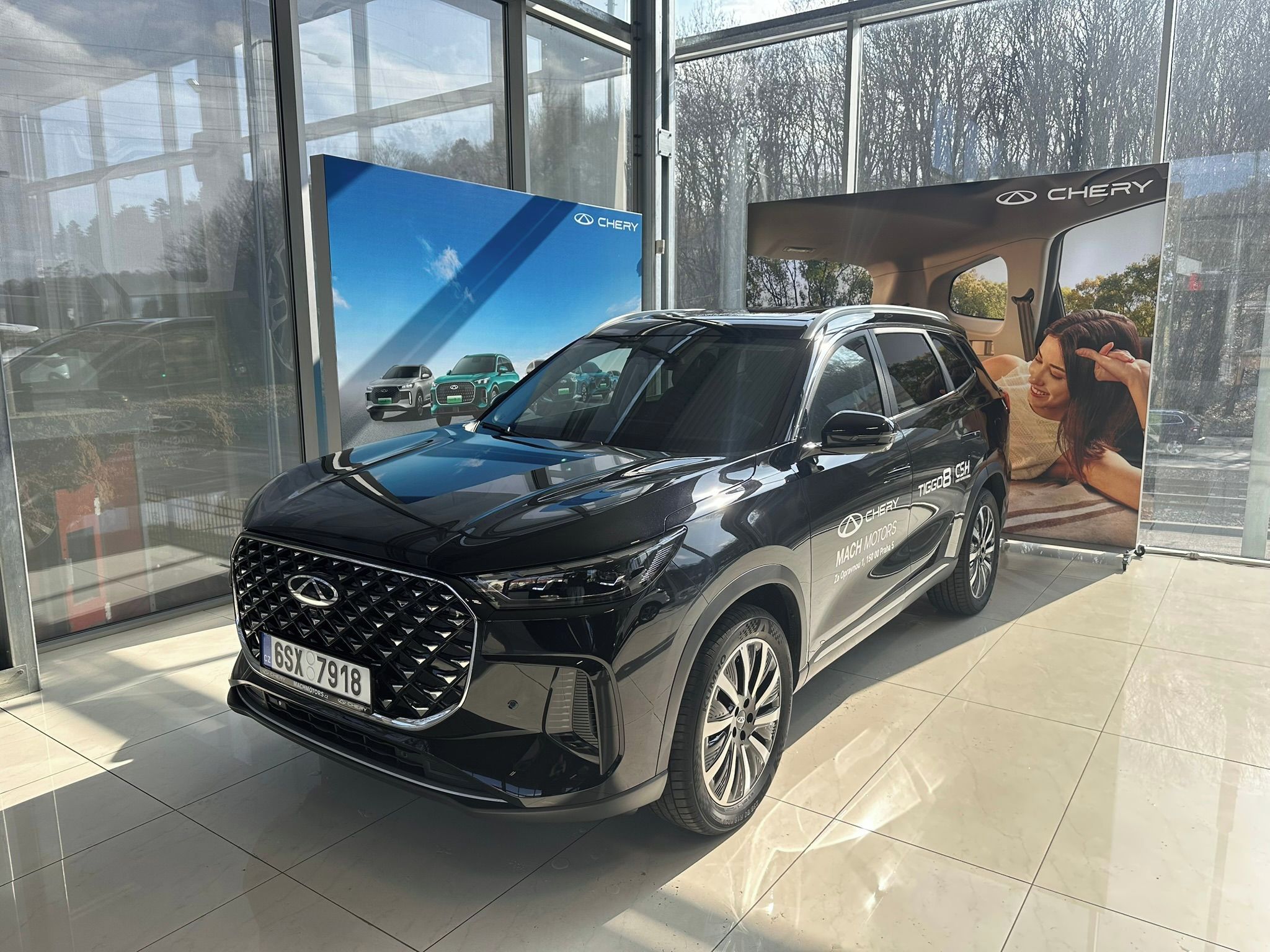 Chery Tiggo 8 PHEV, UNIQUE 1.5 TGDI PHEV - fotka 3