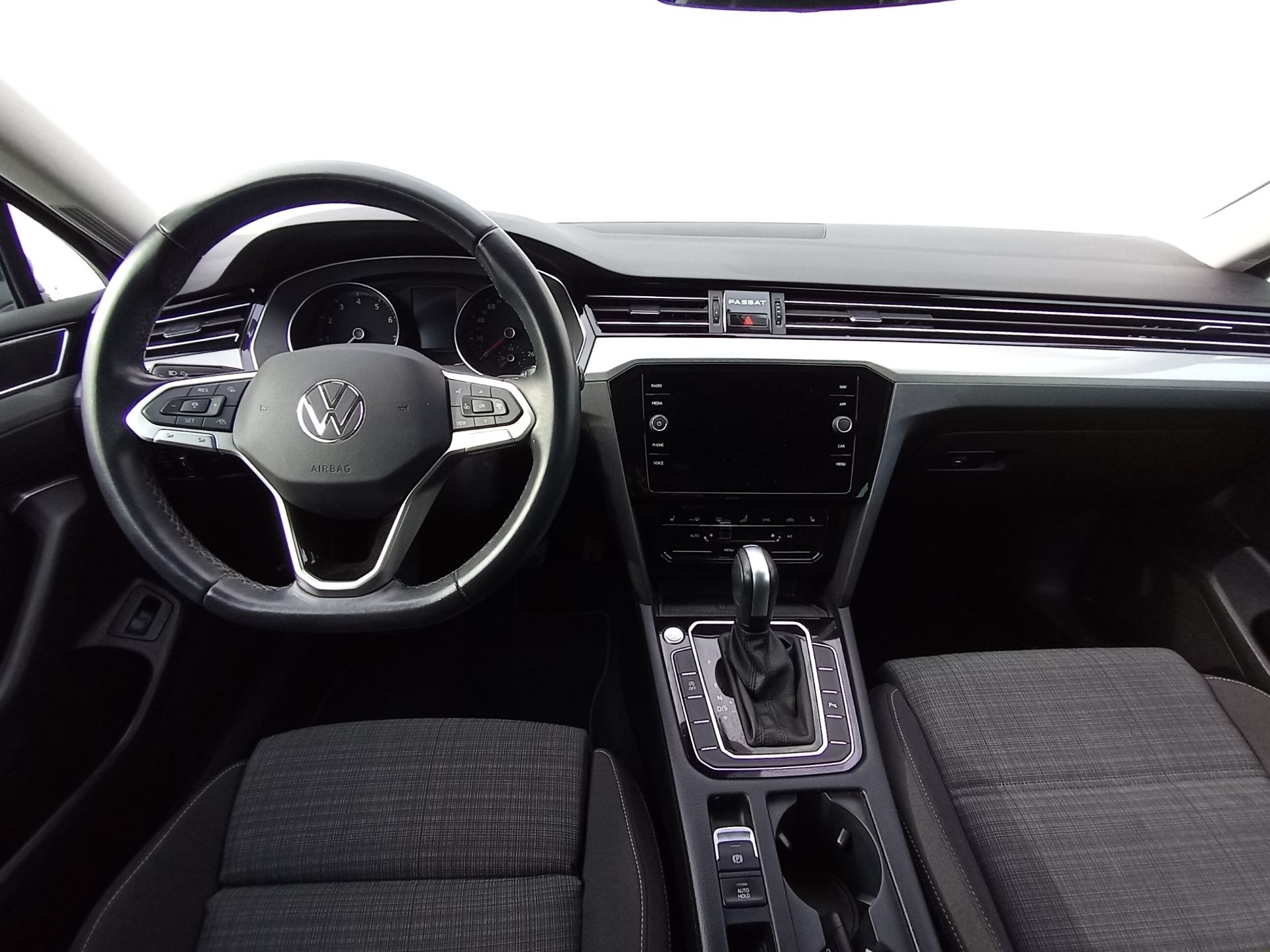 Volkswagen Passat, 1.5TSI DSG 110kW - fotka 5