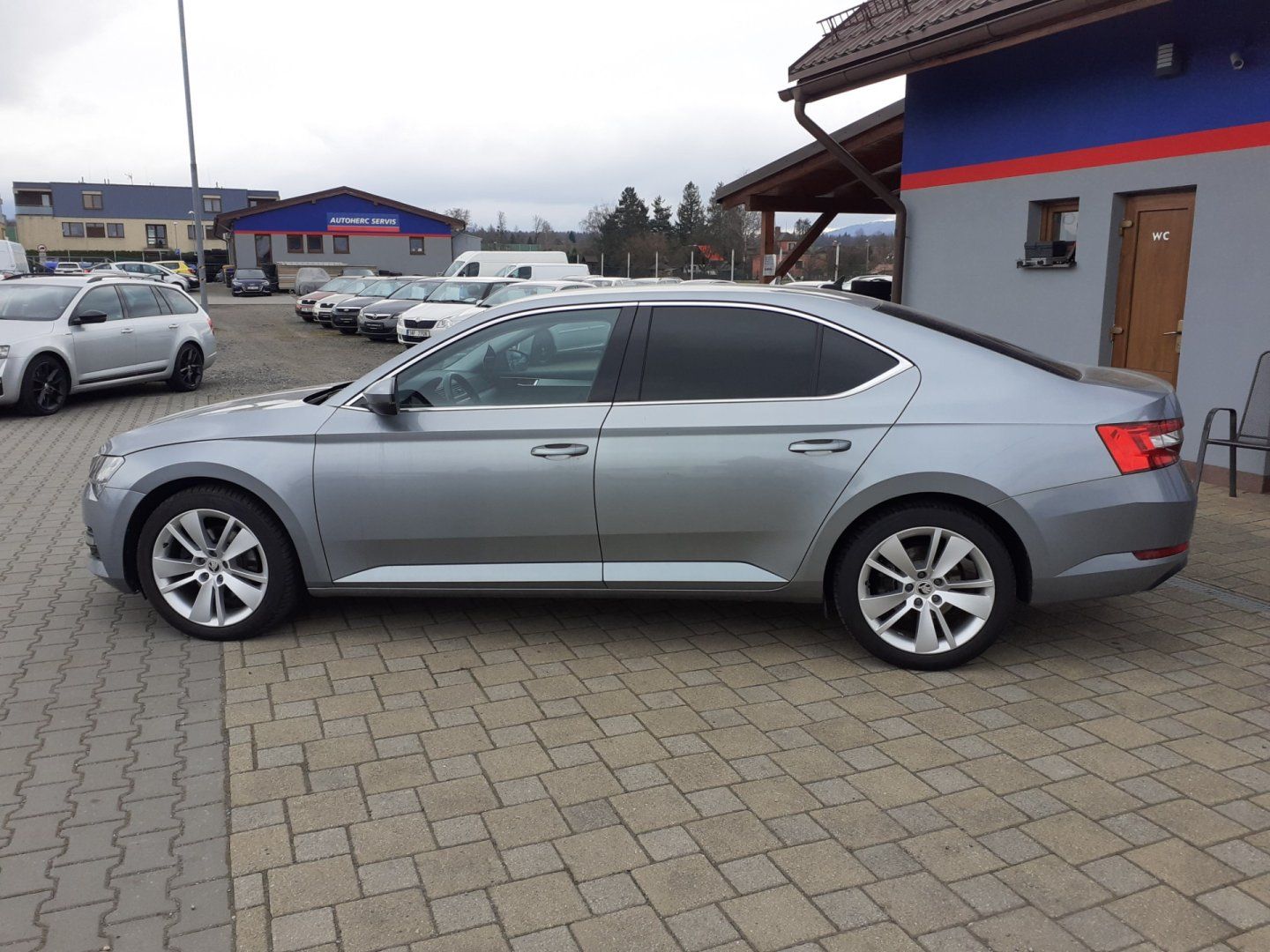 Škoda Superb, III 2.0 TDi DSG ČR - fotka 6