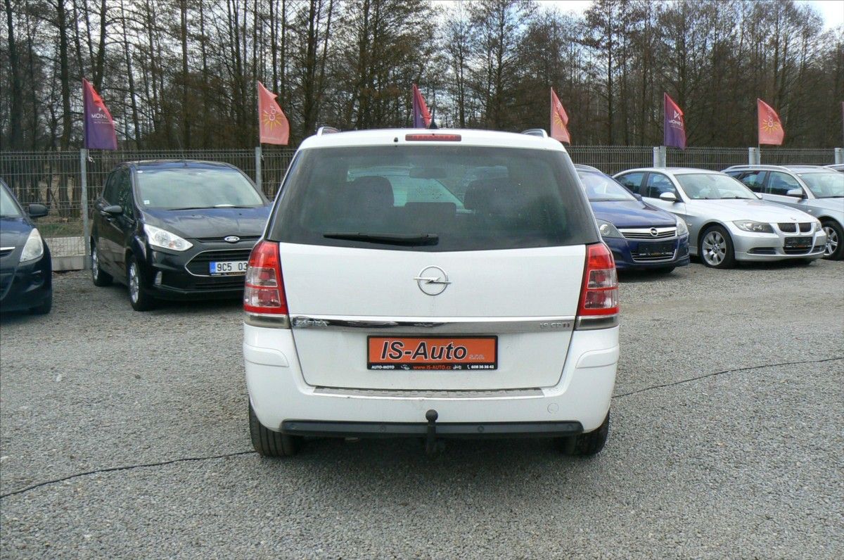 Opel Zafira, 1,9 CDTi -7 míst - fotka 4