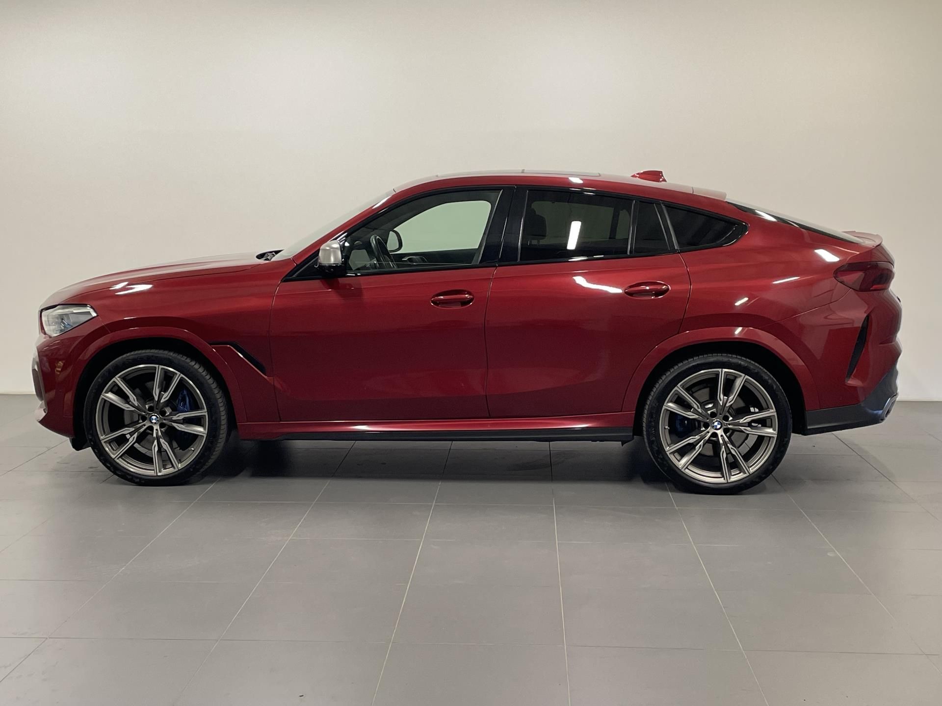 BMW X6, M50i xDrive, Záruka BPS - fotka 2