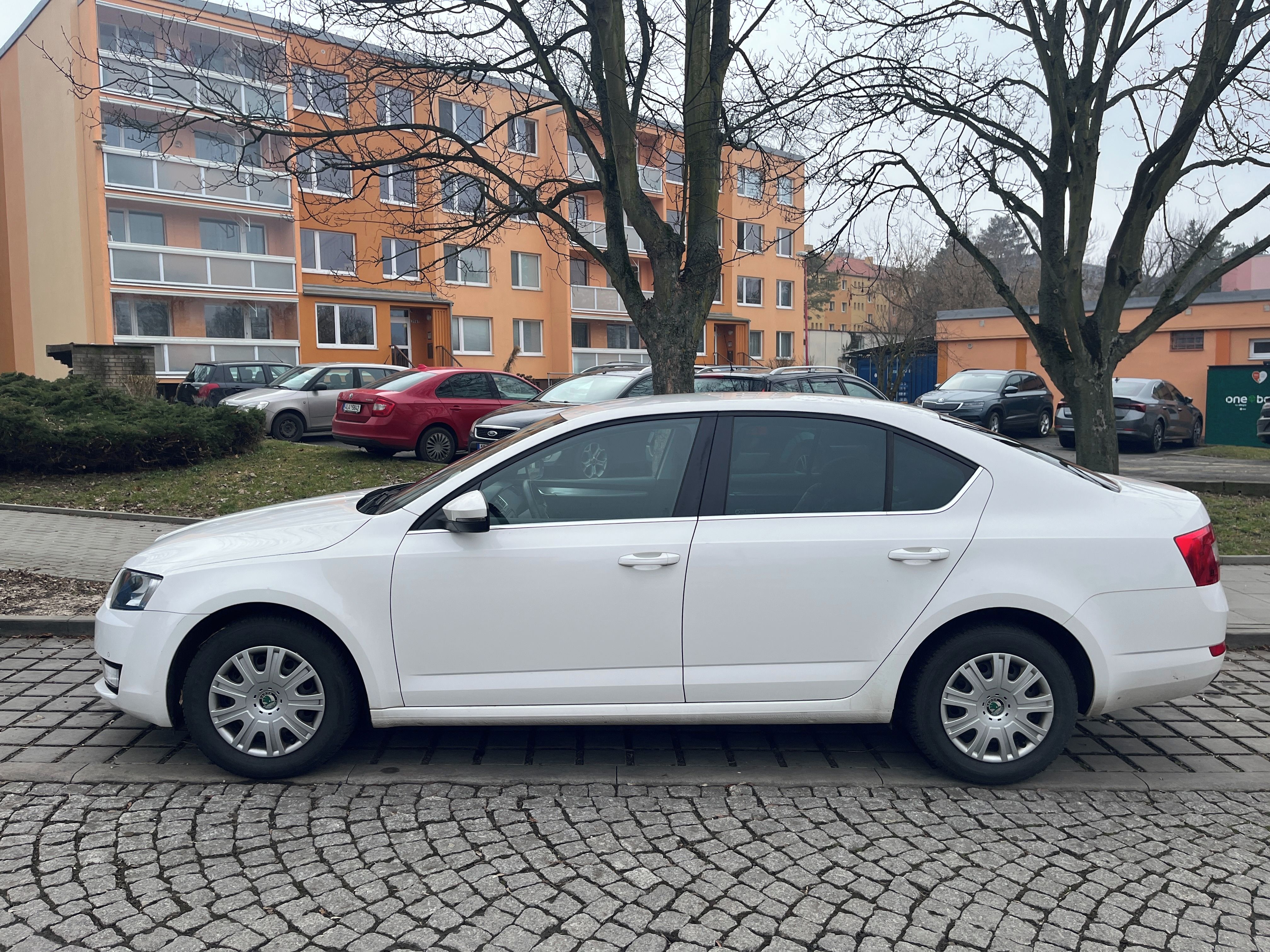 Škoda Octavia, Škoda Octavia 1.6 TDI - fotka 2