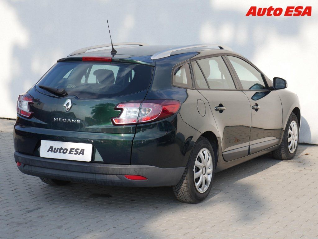 Renault Mégane, 1.6i,ČR,AC,park.kamera - fotka 4